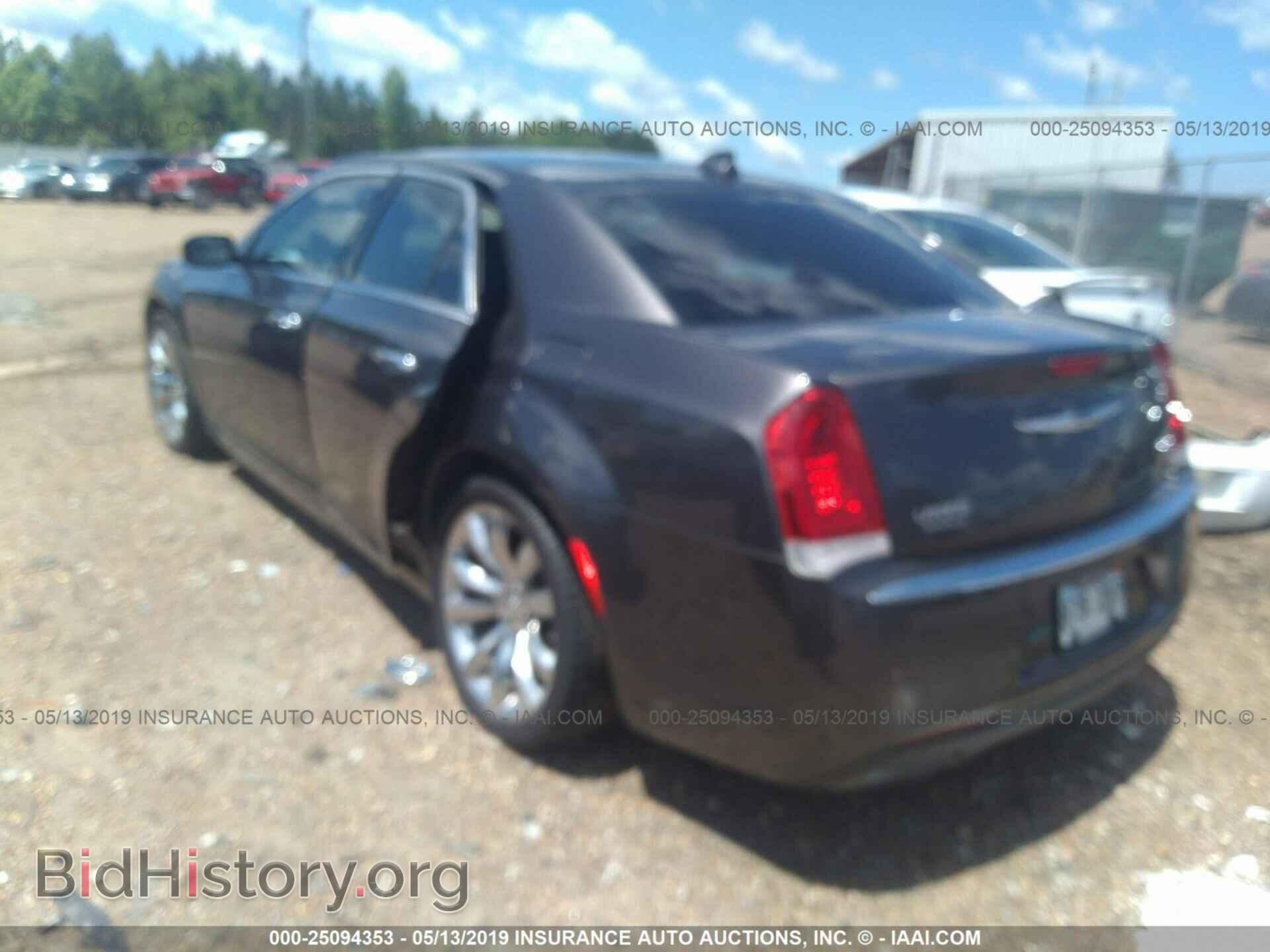 2017 CHRYSLER 300C - VIN: 2C3CCAEG9HH570218 - Фото 3