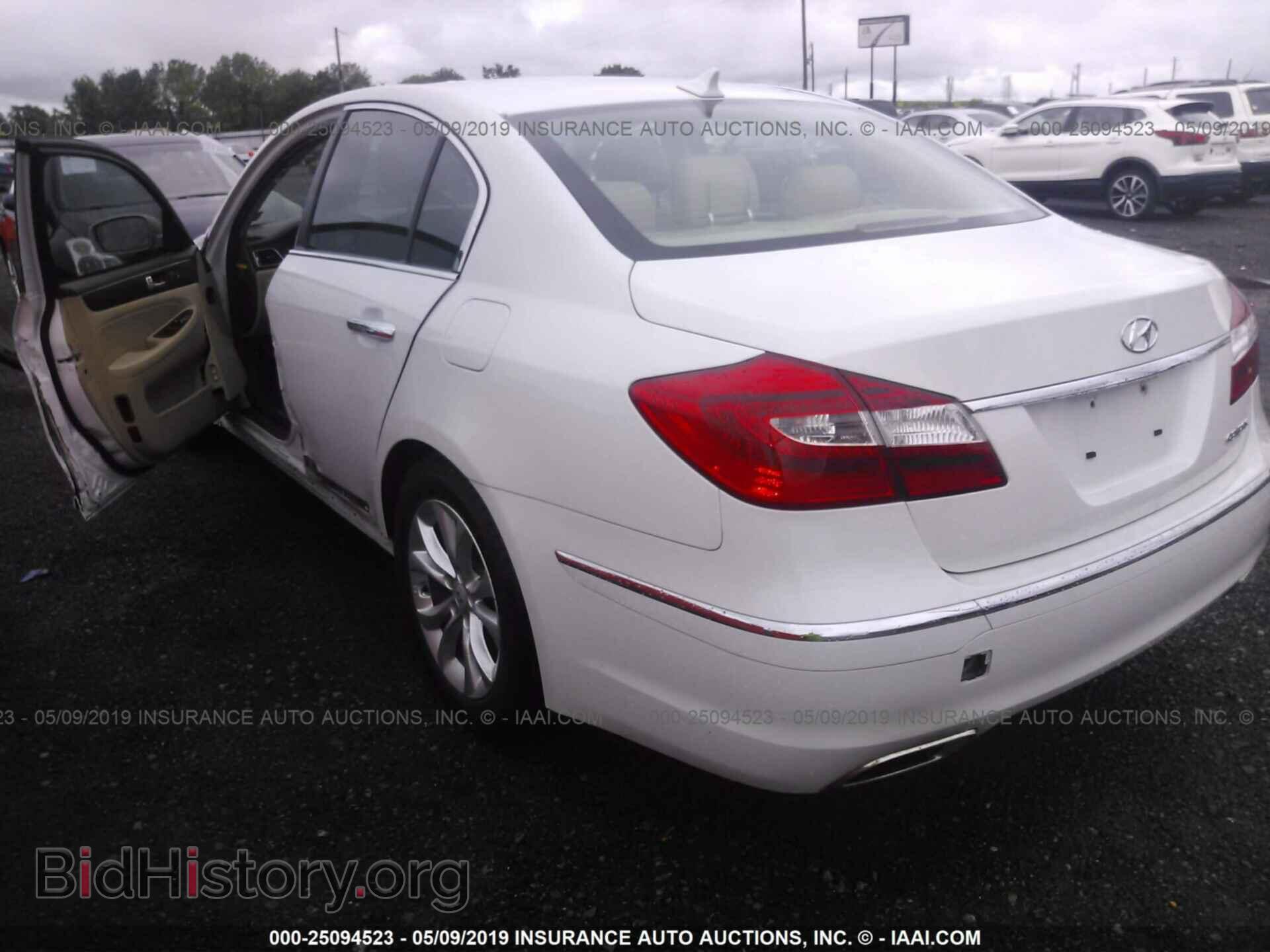 2013 HYUNDAI GENESIS - VIN: KMHGC4DD4DU235702 - Фото 3