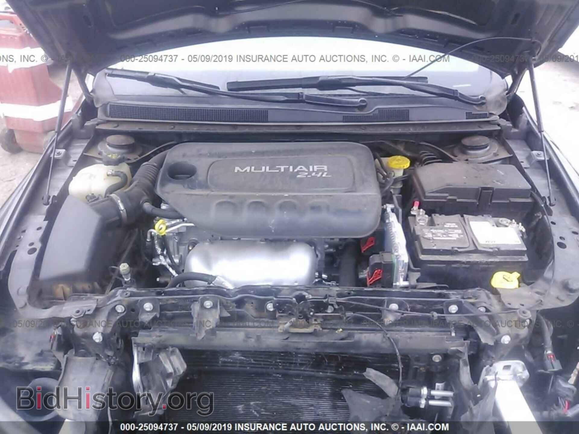 2017 CHRYSLER 200 - VIN: 1C3CCCAB6HN500561 - Фото 10
