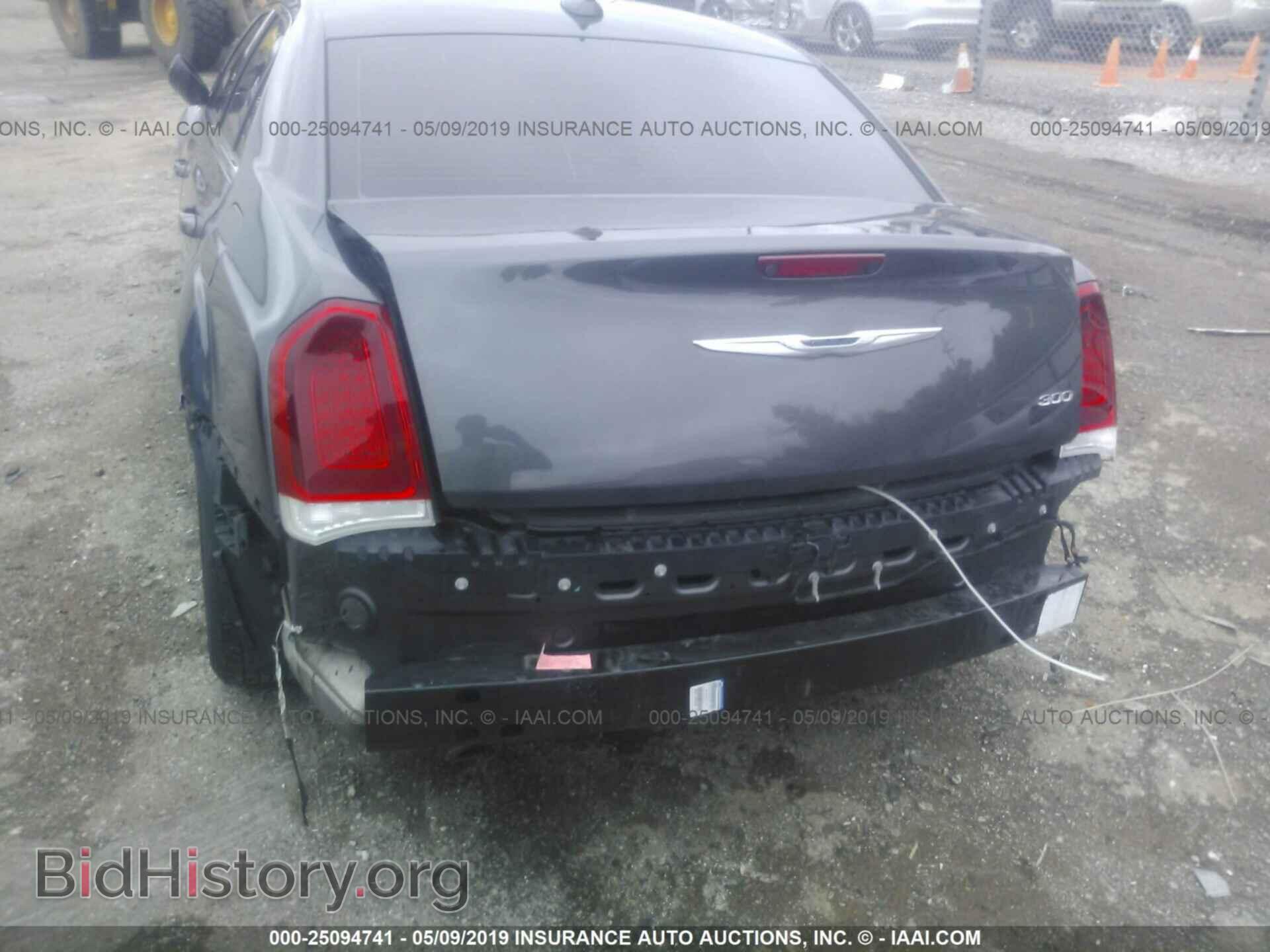 2016 CHRYSLER 300 - VIN: 2C3CCAAG5GH211999 - Фото 6