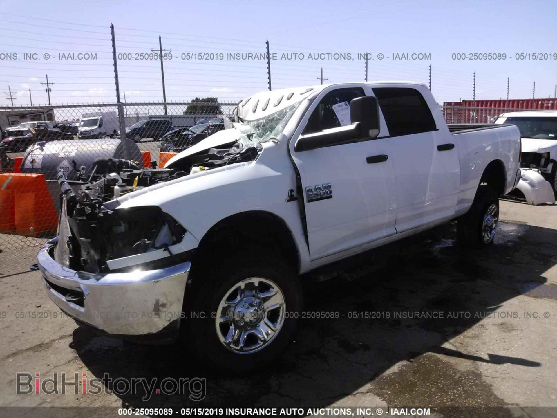 2018 RAM 2500 - VIN: 3C6UR5CL5JG256665 - Фото 2