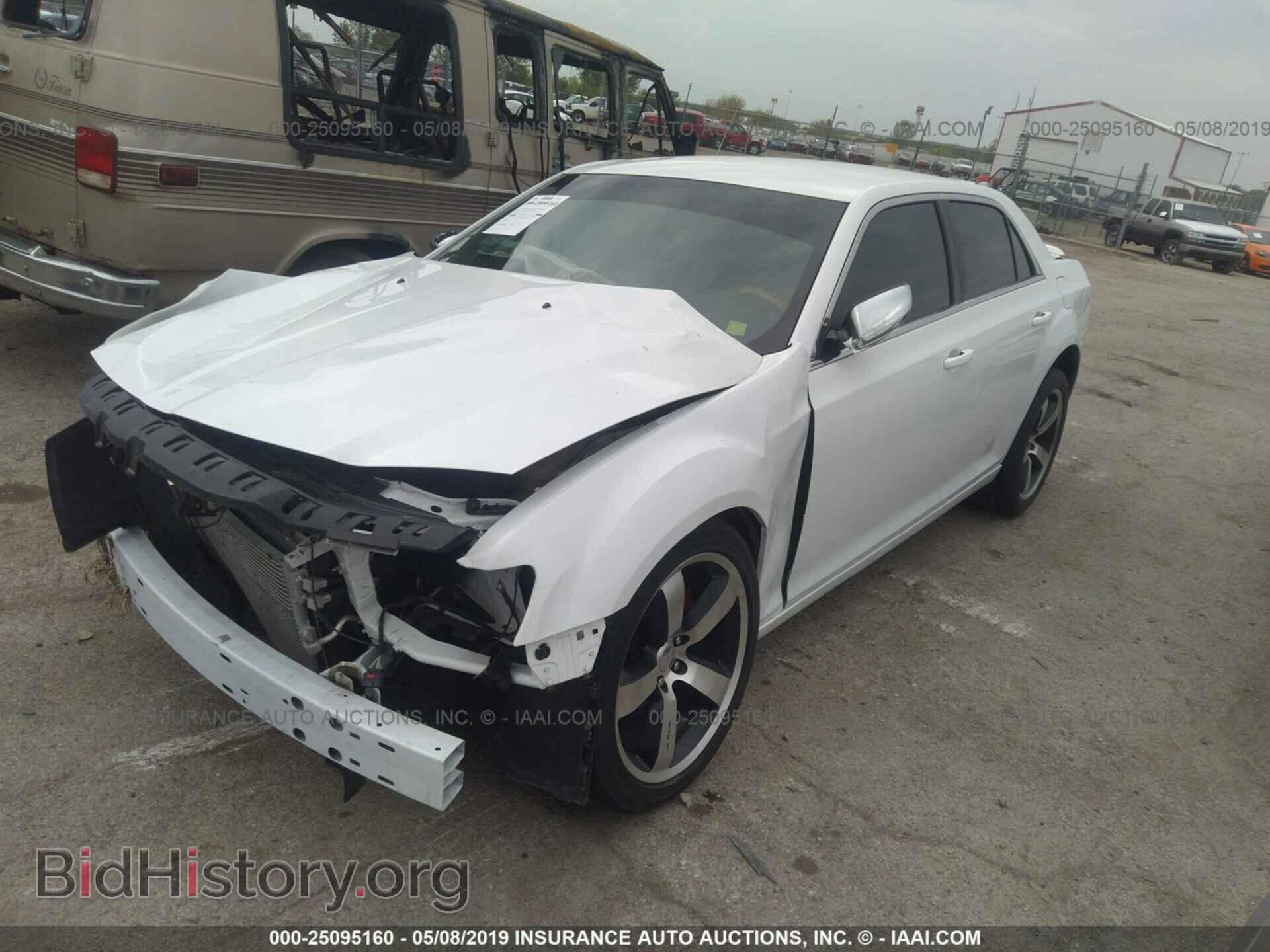 2014 CHRYSLER 300C - VIN: 2C3CCAEG8EH175605 - Фото 2