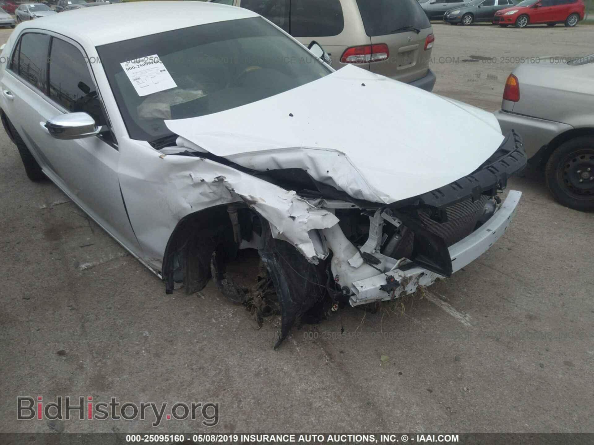 2014 CHRYSLER 300C - VIN: 2C3CCAEG8EH175605 - Фото 6