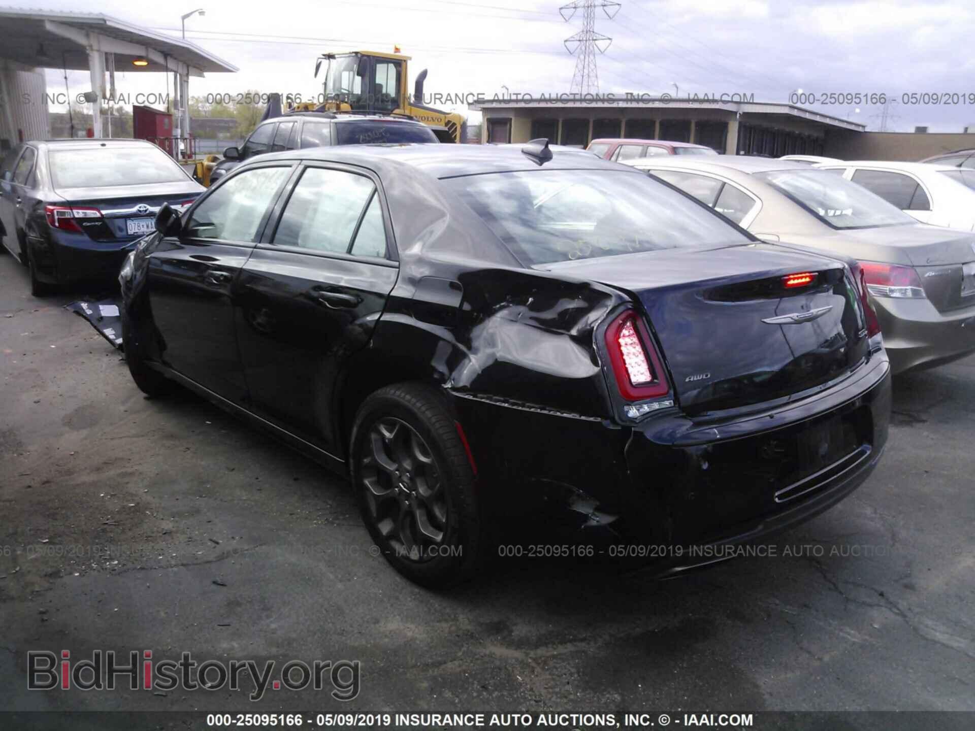2016 CHRYSLER 300 - VIN: 2C3CCAGG5GH262300 - Photo 3
