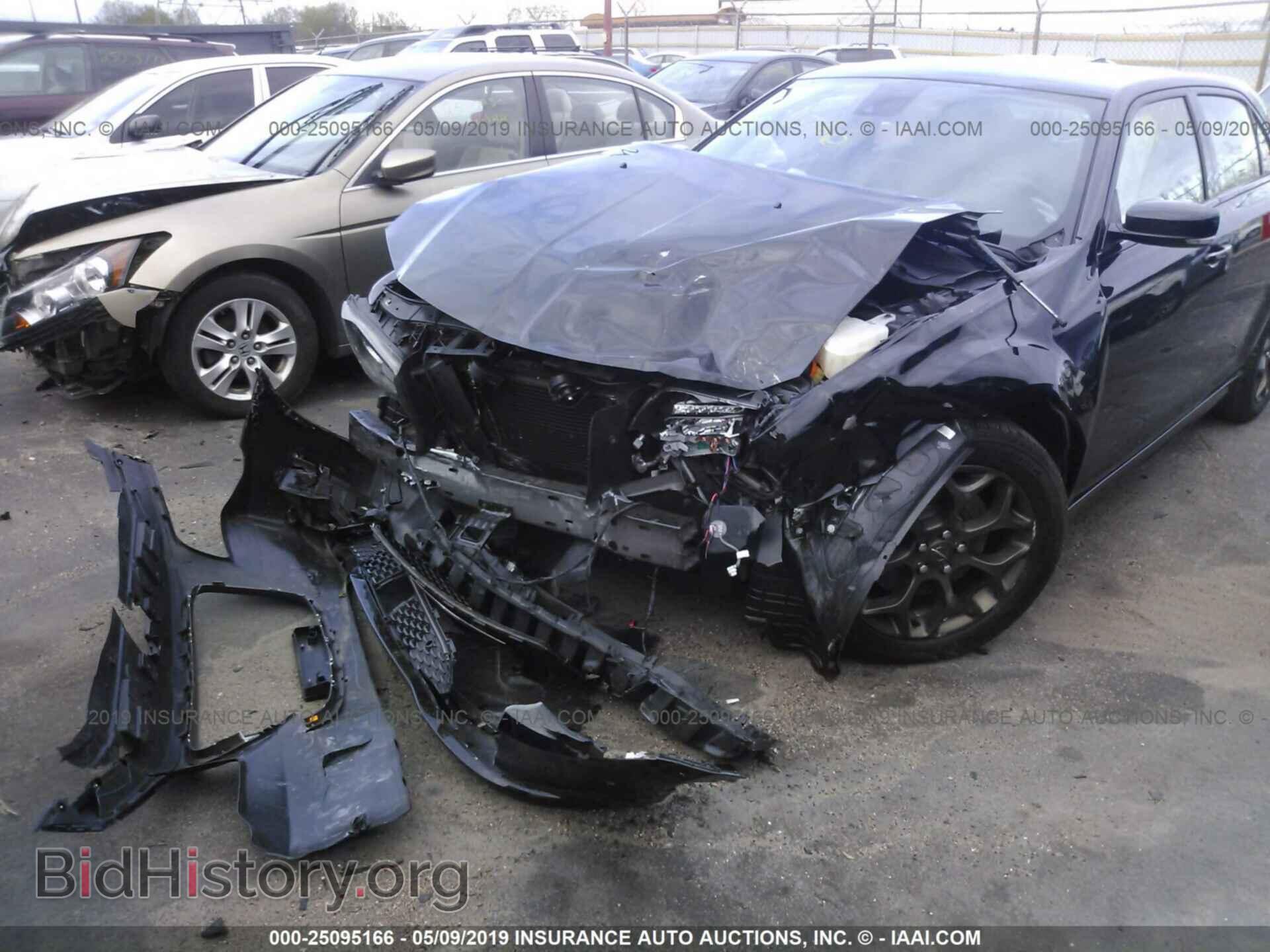 2016 CHRYSLER 300 - VIN: 2C3CCAGG5GH262300 - Photo 6