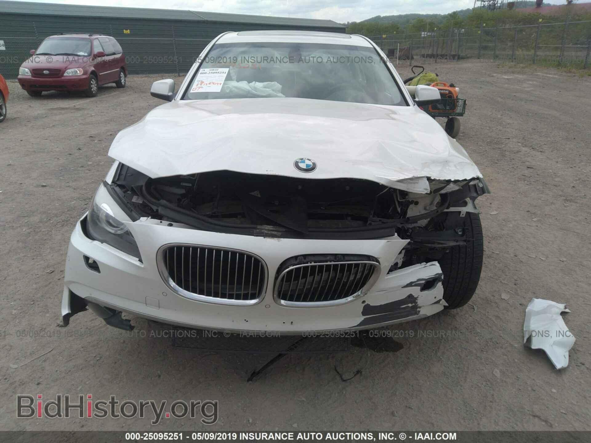 2011 BMW 750 - VIN: WBAKB8C59BC852094 - Фото 6