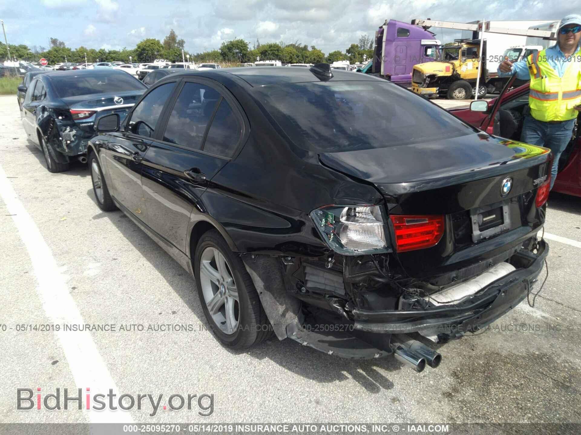 2013 BMW 328 - VIN: WBA3A5G51DNP21507 - Фото 3