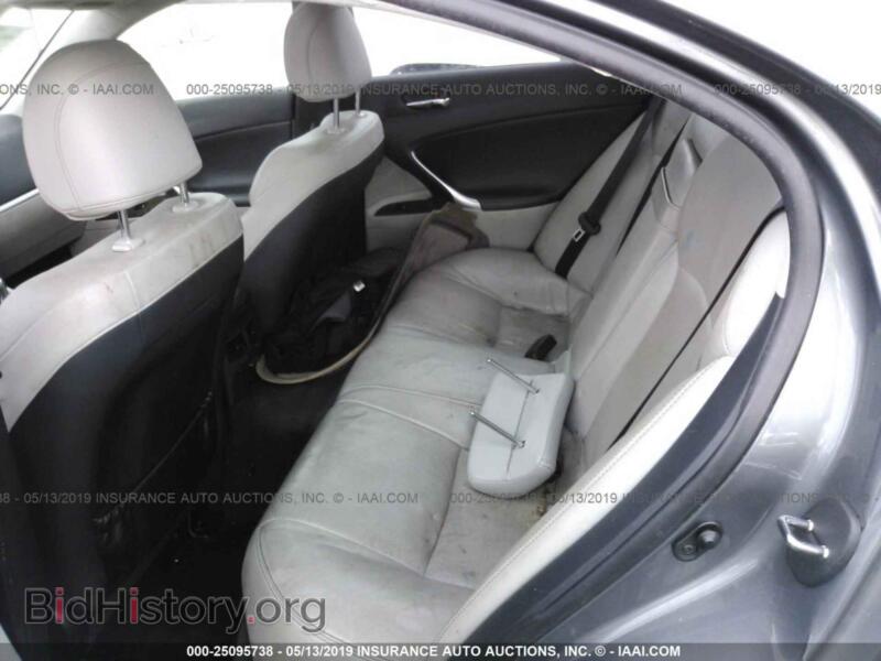 2012 Lexus IS (VIN JTHCF5C24C5054400) — photo 8 of 10
