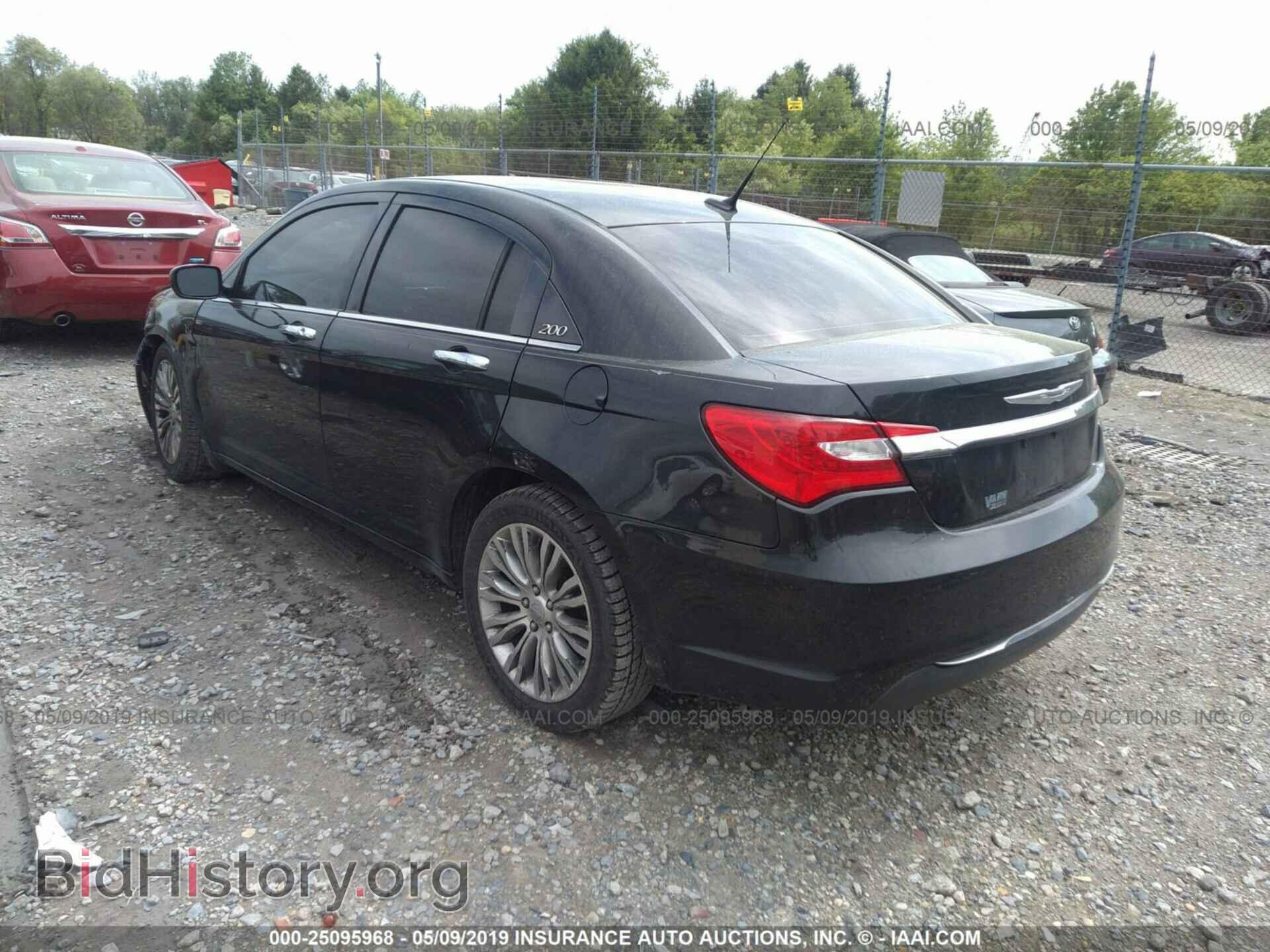 2011 CHRYSLER 200 - VIN: 1C3BC2FG9BN503326 - Фото 3