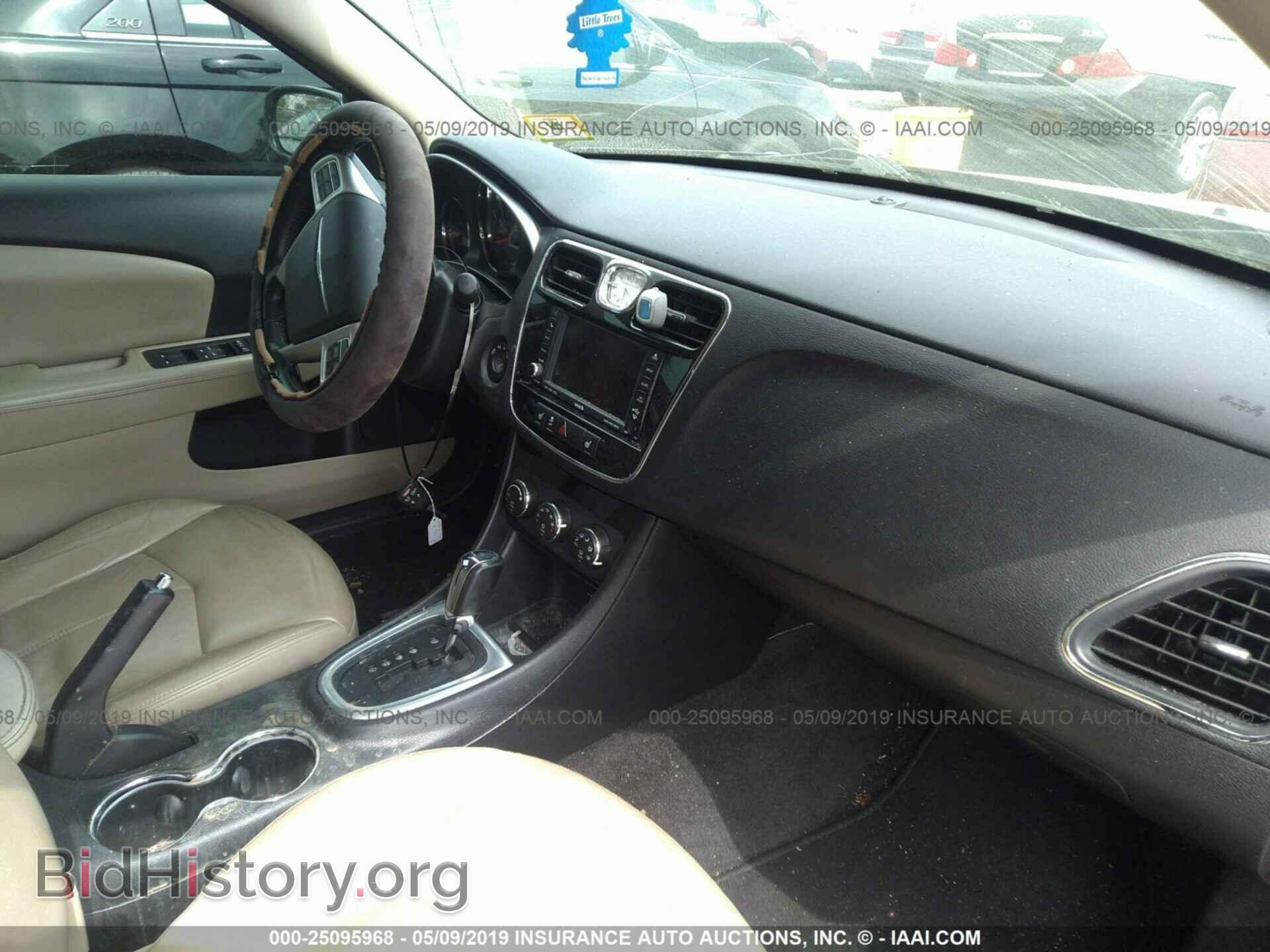2011 CHRYSLER 200 - VIN: 1C3BC2FG9BN503326 - Фото 5