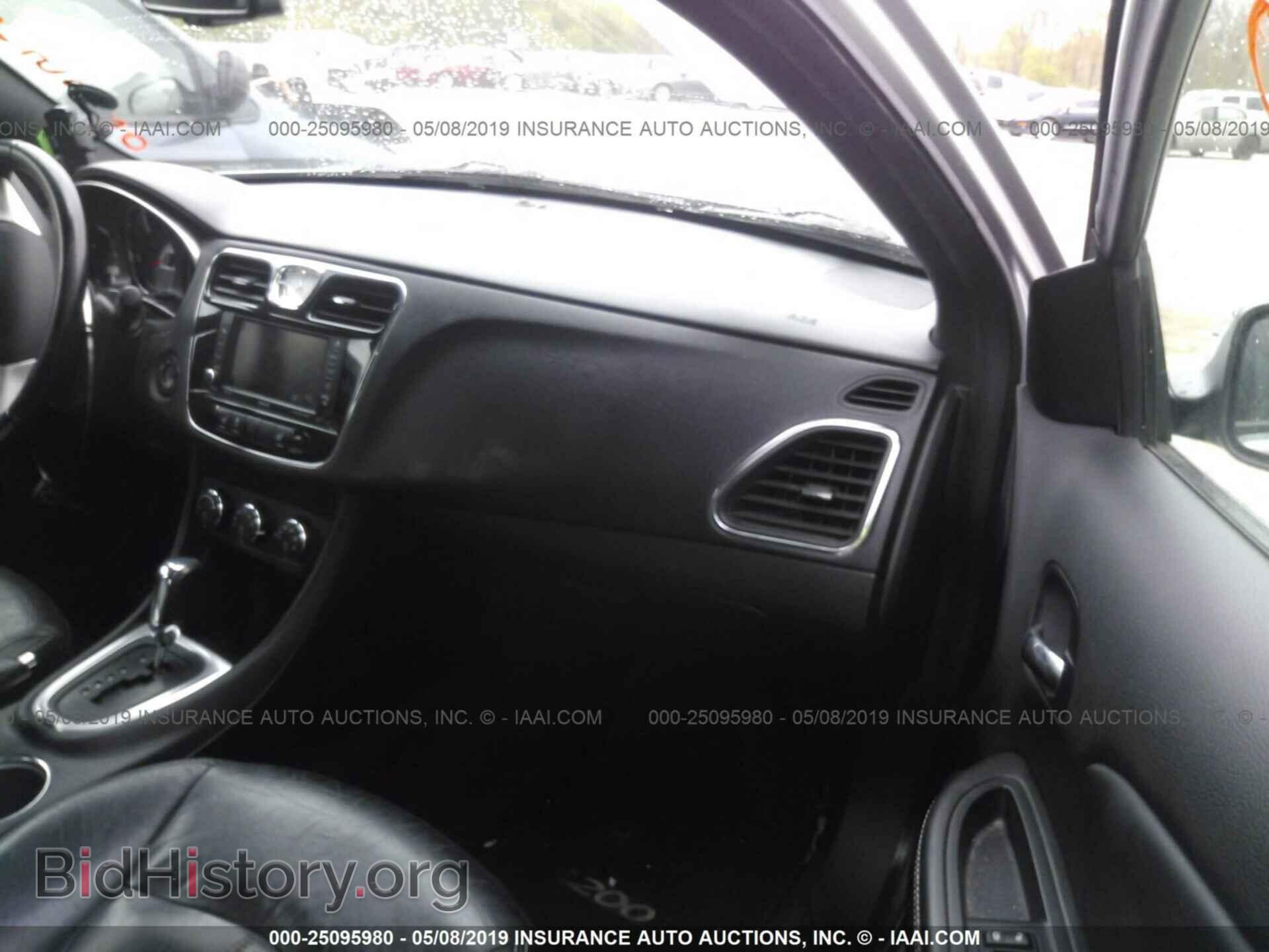 2012 CHRYSLER 200 - VIN: 1C3CCBCG2CN326807 - Фото 5