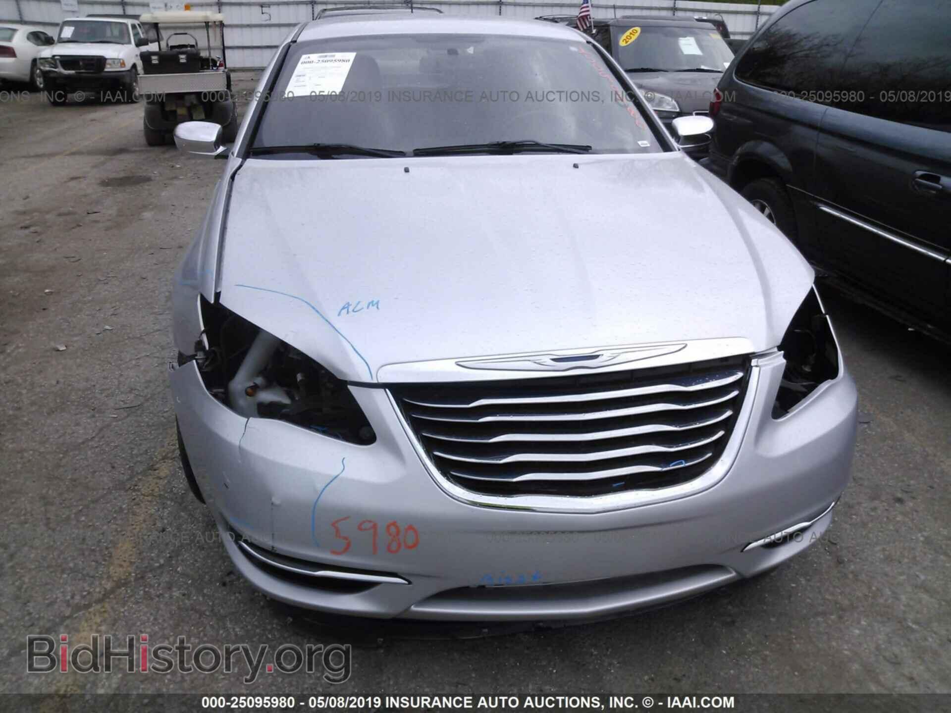 2012 CHRYSLER 200 - VIN: 1C3CCBCG2CN326807 - Фото 6