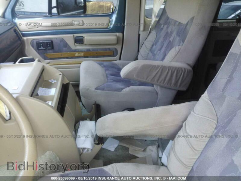 1997 Dodge RAM VAN (VIN 2B6HB21YXVK600919) — photo 5 of 10
