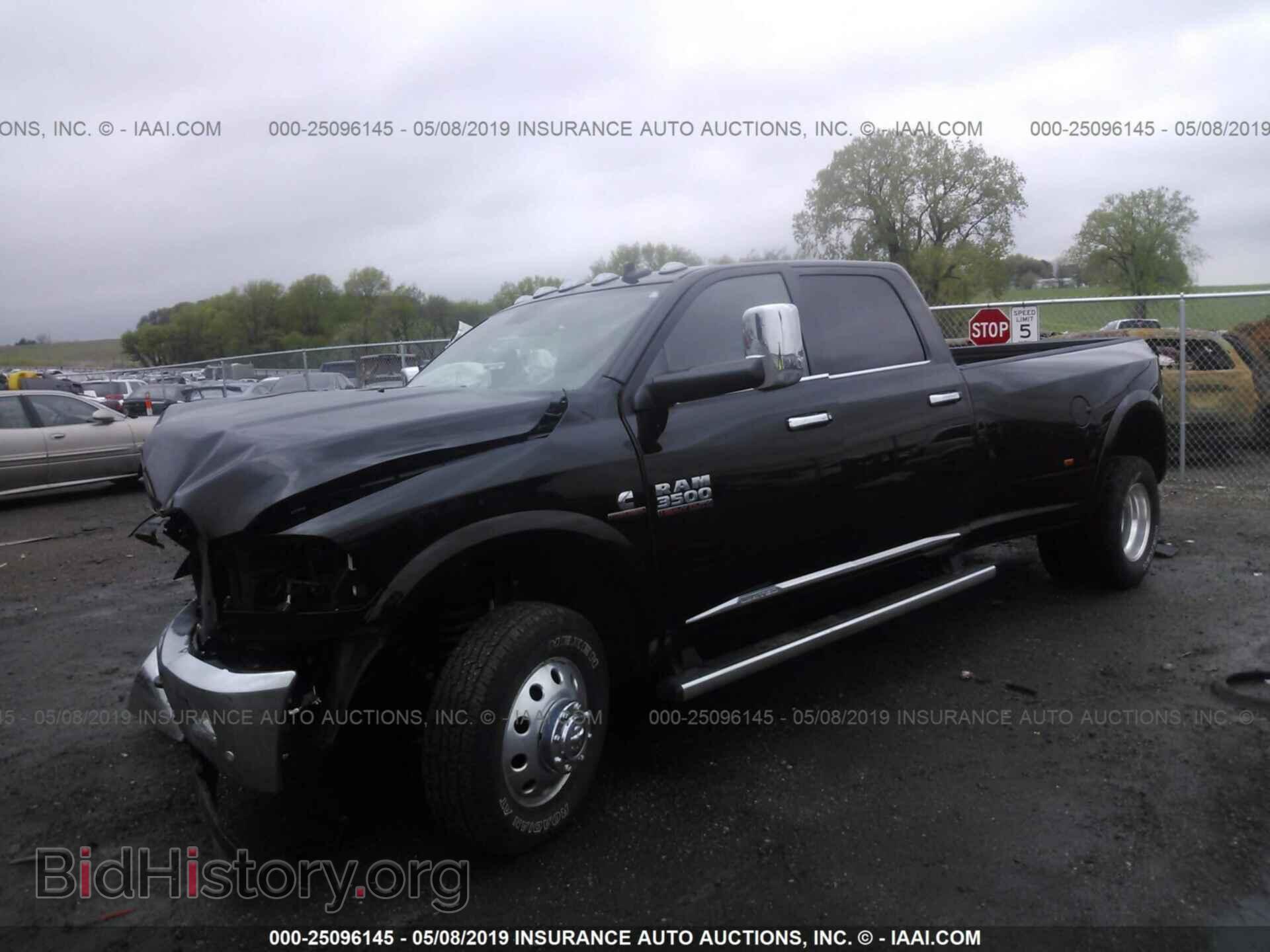2018 RAM 3500 - VIN: 3C63RRKL3JG111841 - Фото 2