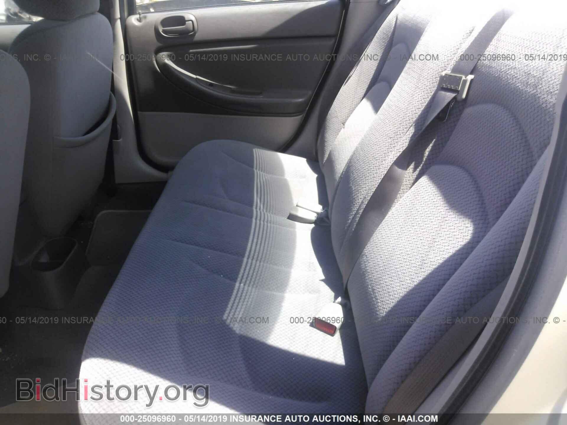 2005 CHRYSLER SEBRING - VIN: 1C3EL56R95N635846 - Фото 8