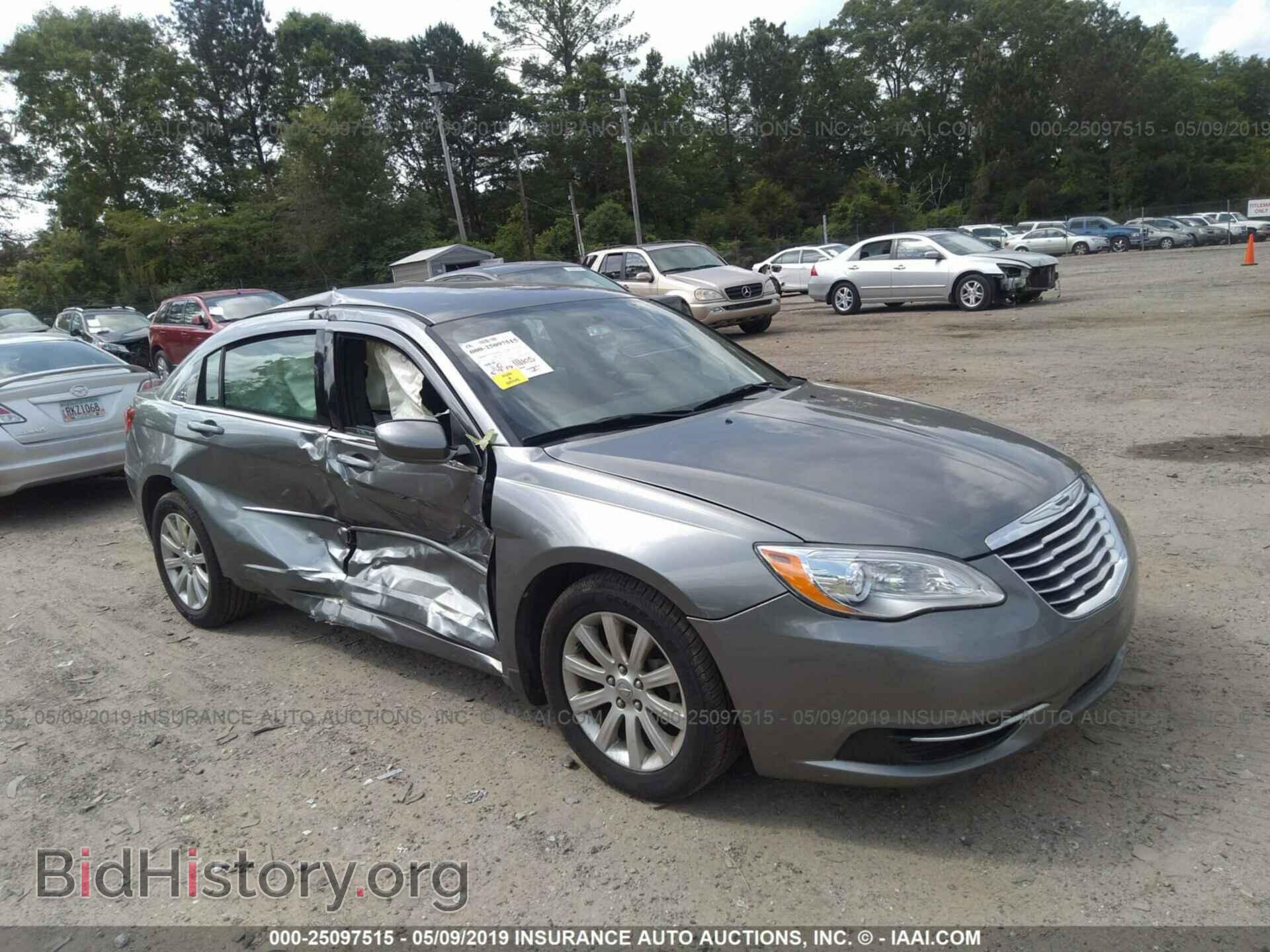 Photo 1C3CCBBB2DN761009 - CHRYSLER 200 2013