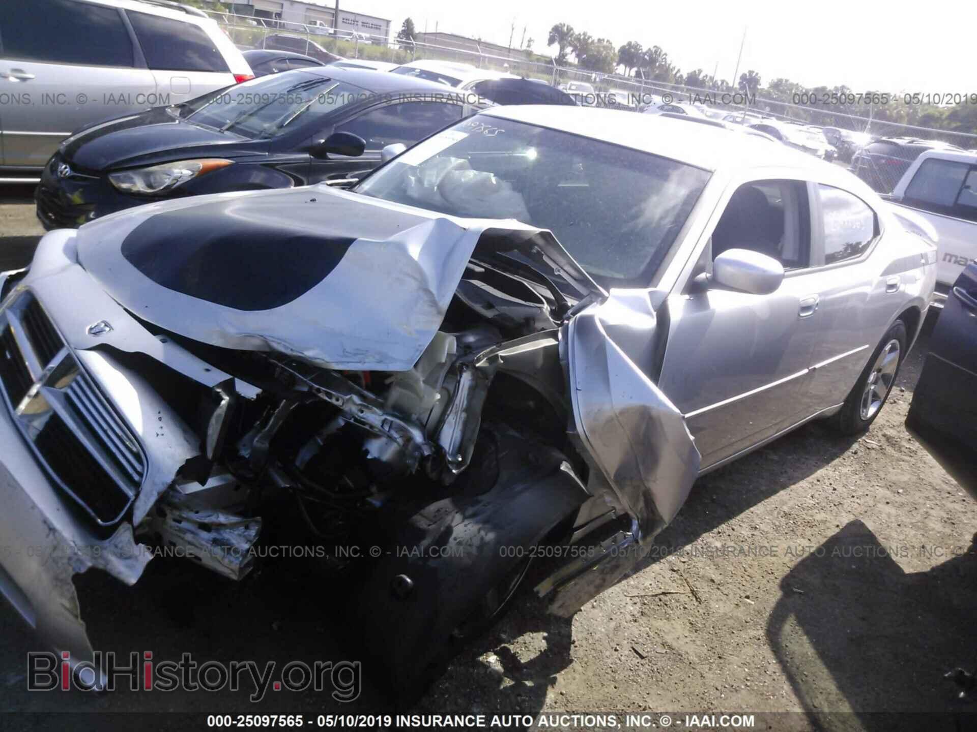 2010 DODGE CHARGER - VIN: 2B3CA3CV7AH285362 - Фото 2