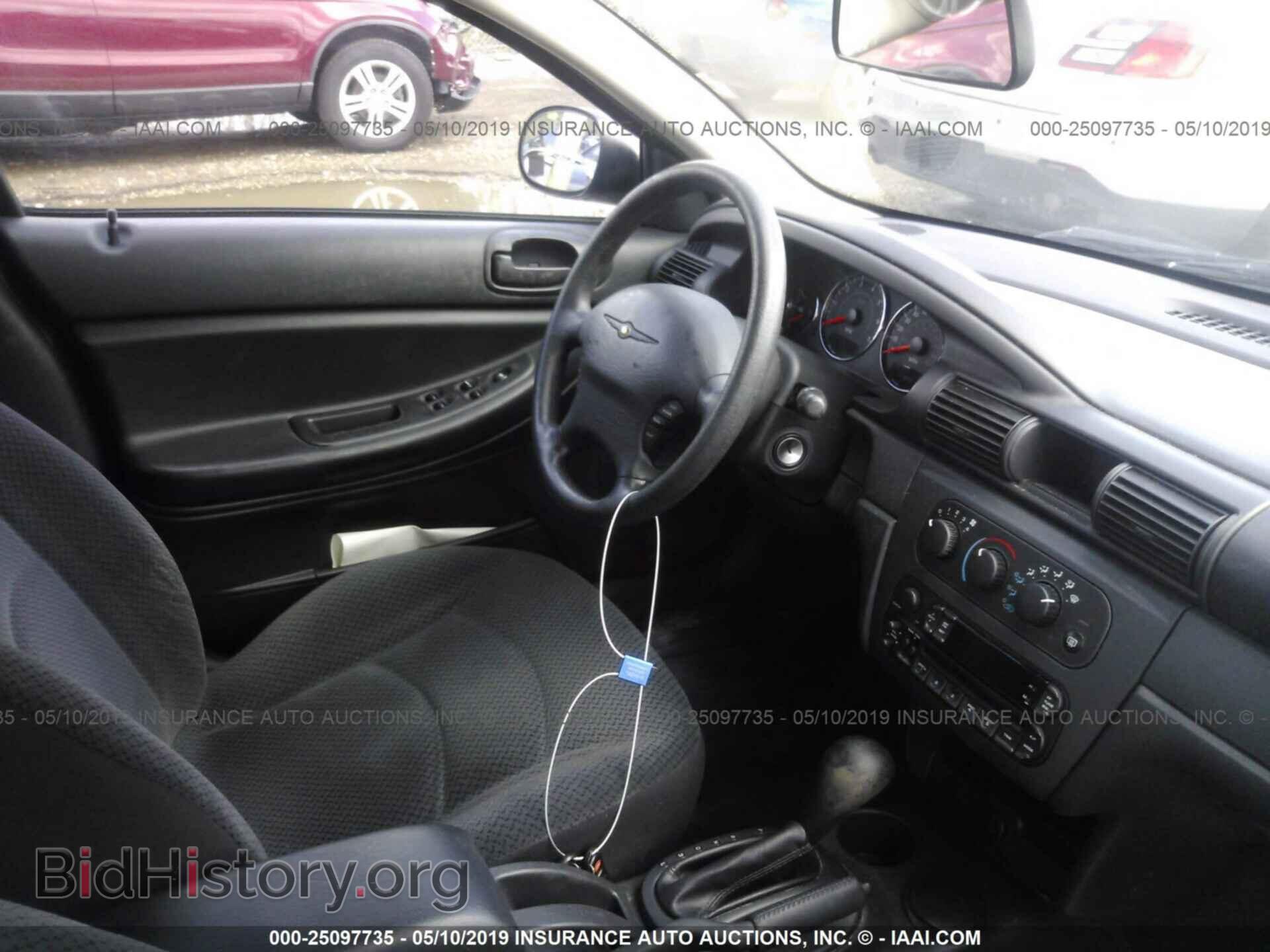 2004 CHRYSLER SEBRING - VIN: 1C3EL46X04N277575 - Photo 5