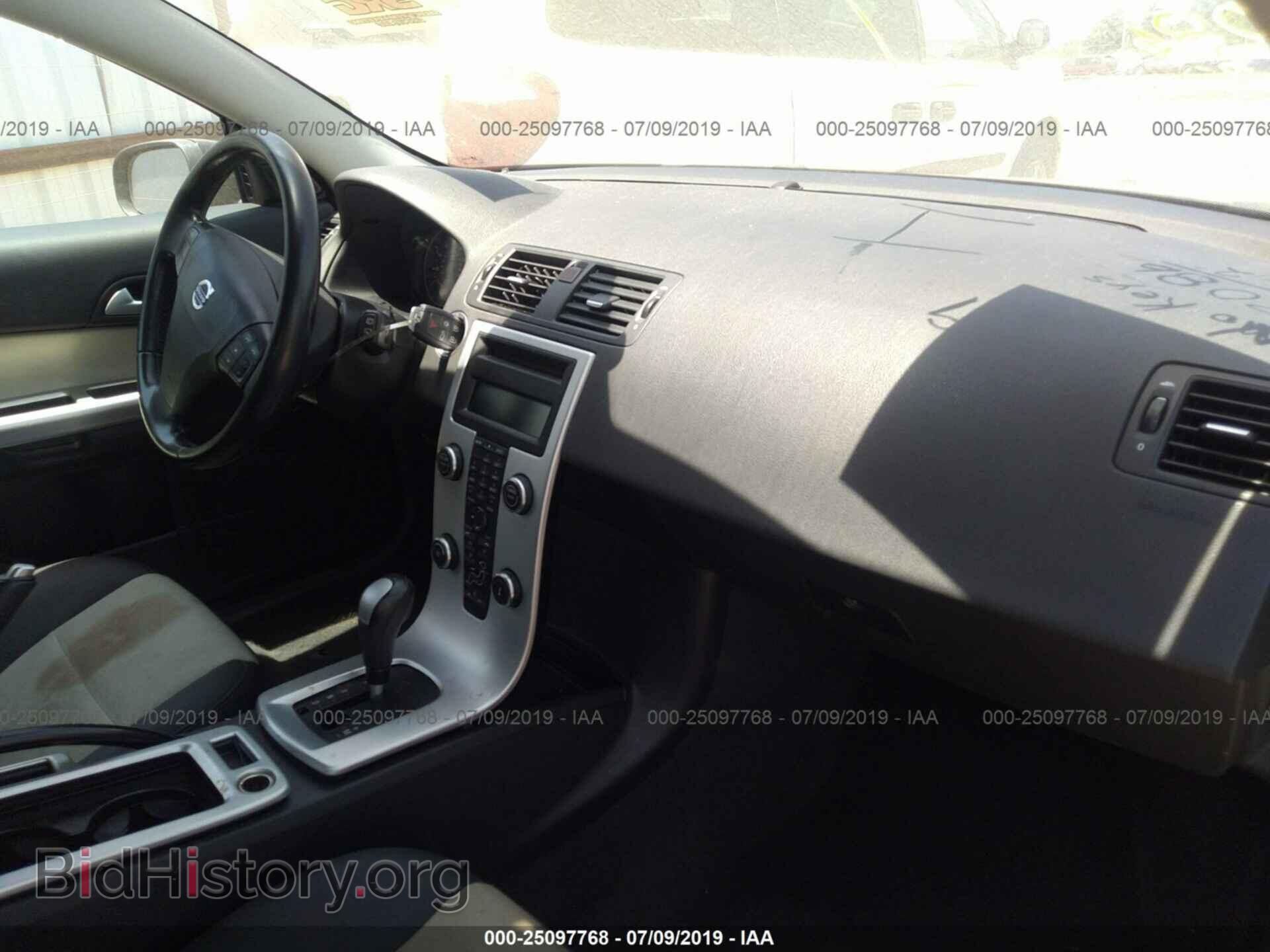 2011 VOLVO C30 - VIN: YV1672MK7B2199501 - Фото 5