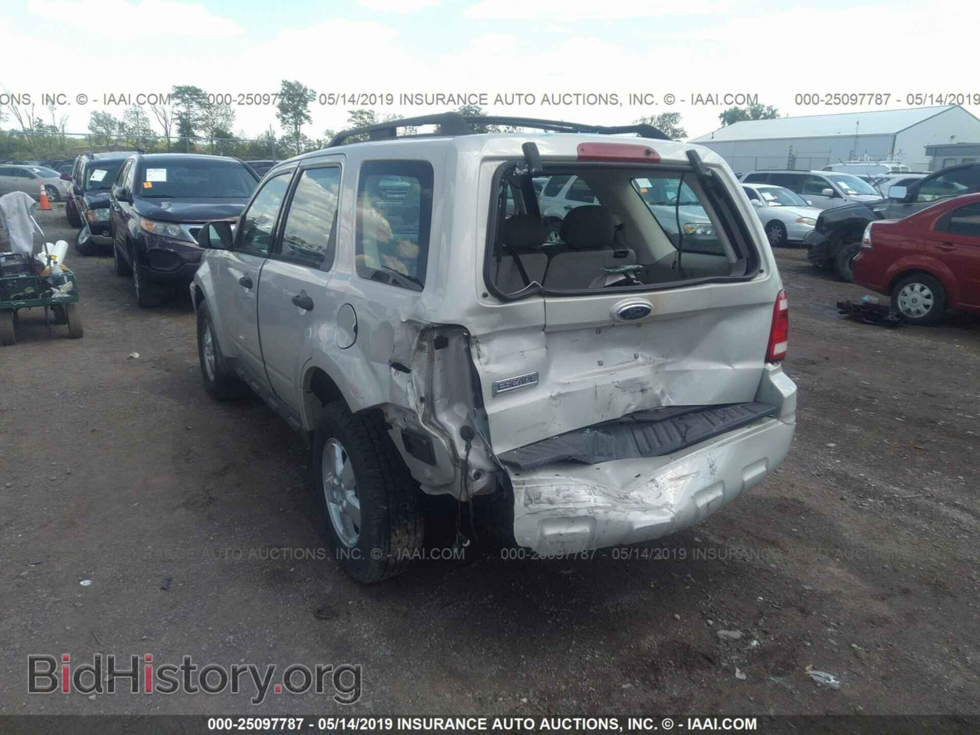 2009 FORD ESCAPE - VIN: 1FMCU02719KA57588 - Фото 3