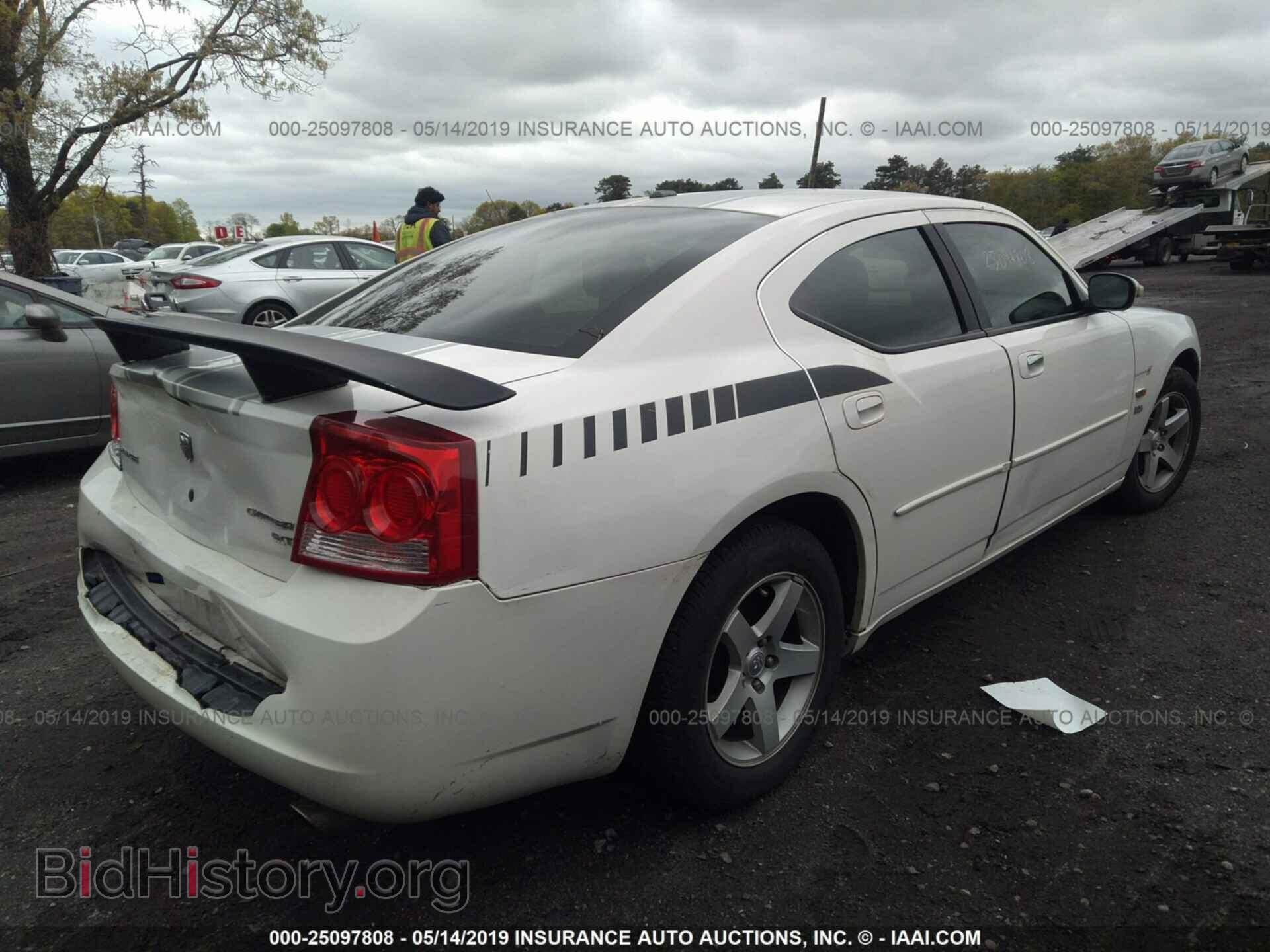 2010 DODGE CHARGER - VIN: 2B3CA3CV7AH112795 - Фото 4