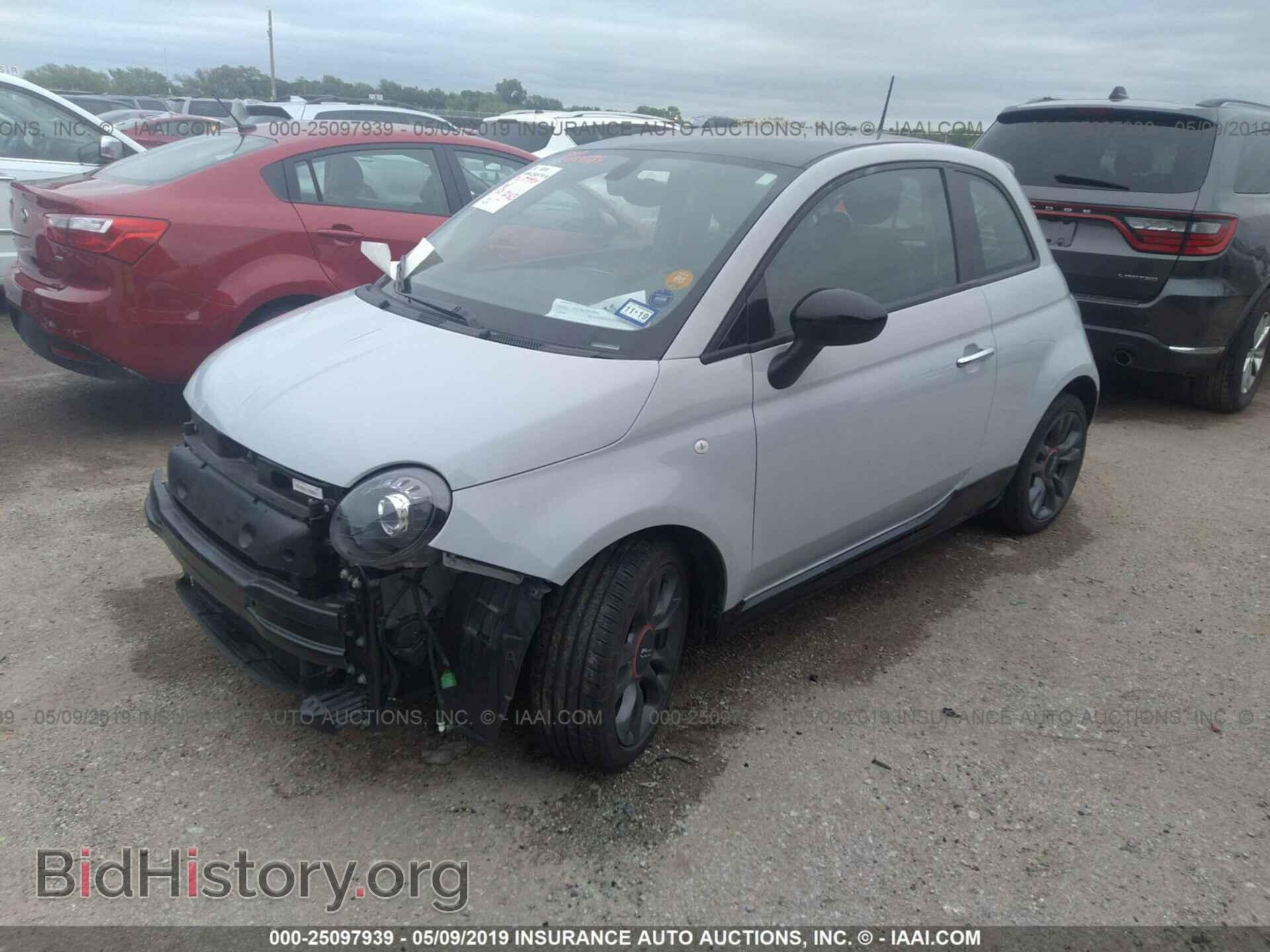 2017 FIAT 500 - VIN: 3C3CFFKR1HT699636 - Photo 2
