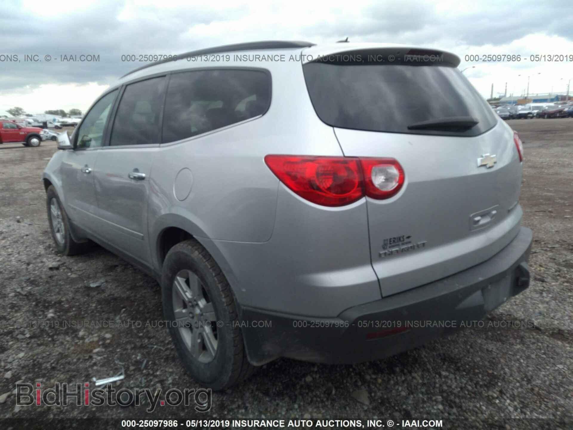 2009 CHEVROLET TRAVERSE - VIN: 1GNER23D29S150545 - Фото 3
