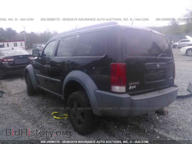 2007 Dodge NITRO (VIN 1D8GU28K17W558663) — photo 3 of 10