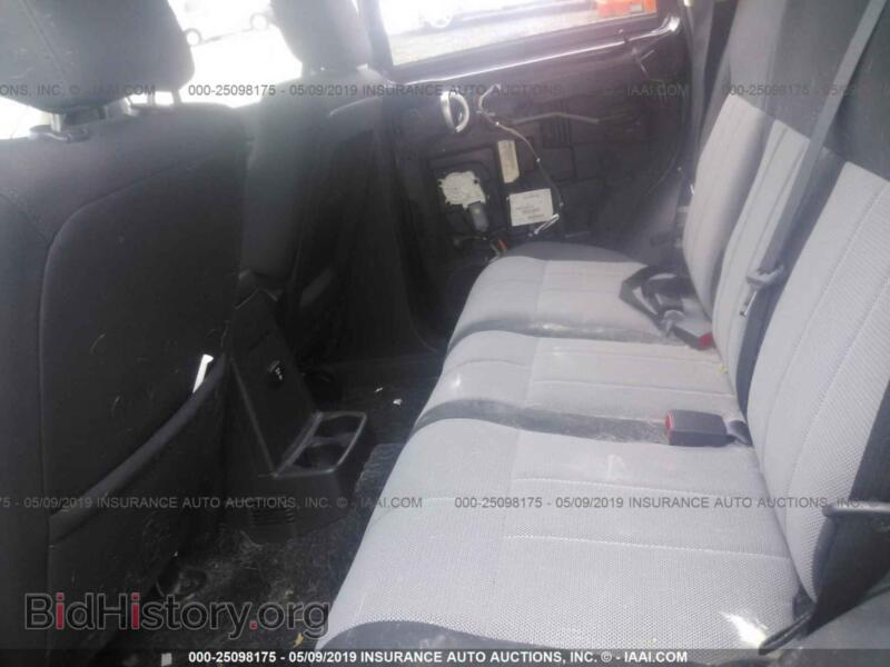 2007 Dodge NITRO (VIN 1D8GU28K17W558663) — photo 8 of 10