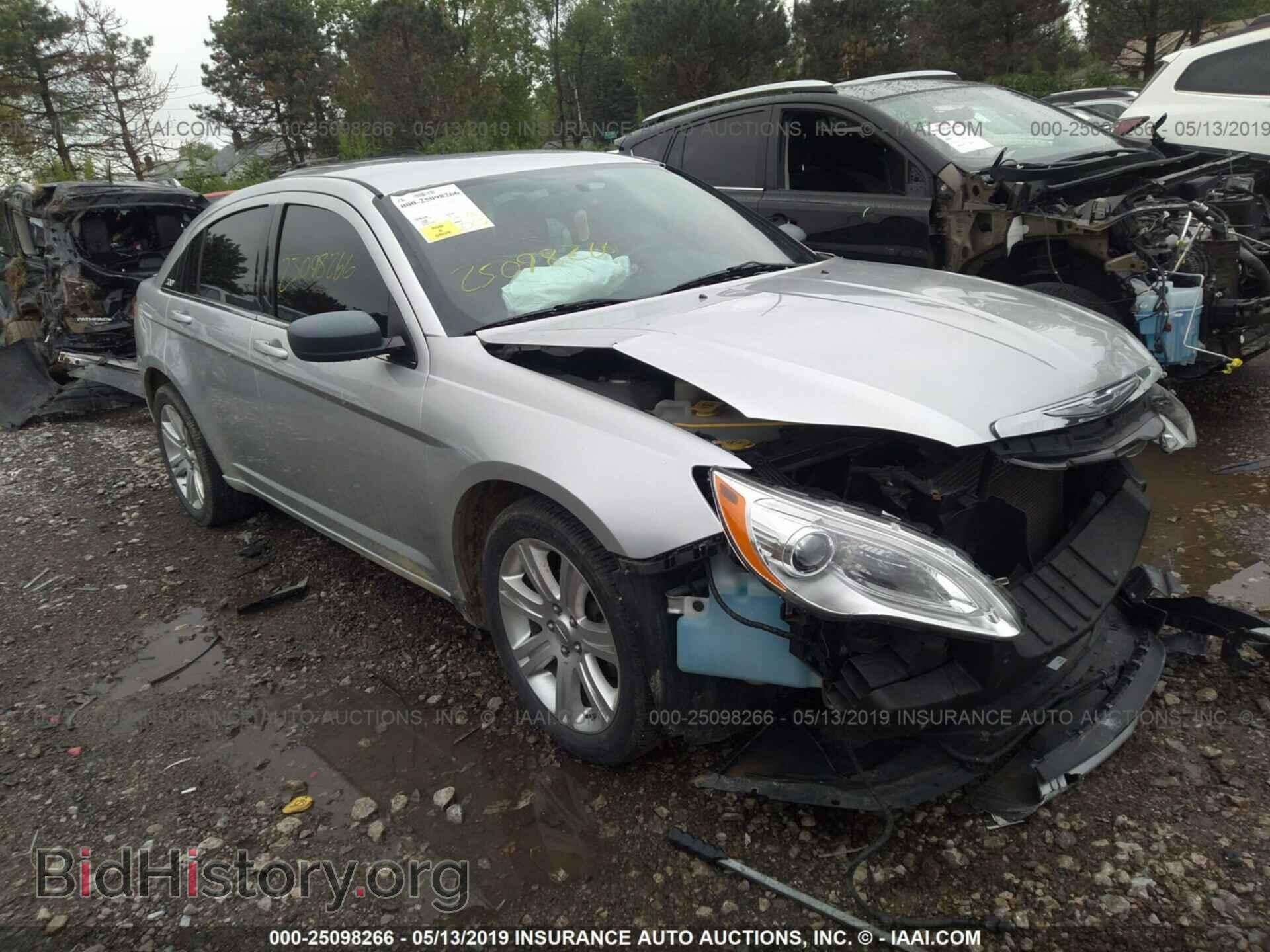 Фотография 1C3CCBBBXCN176760 - CHRYSLER 200 2012