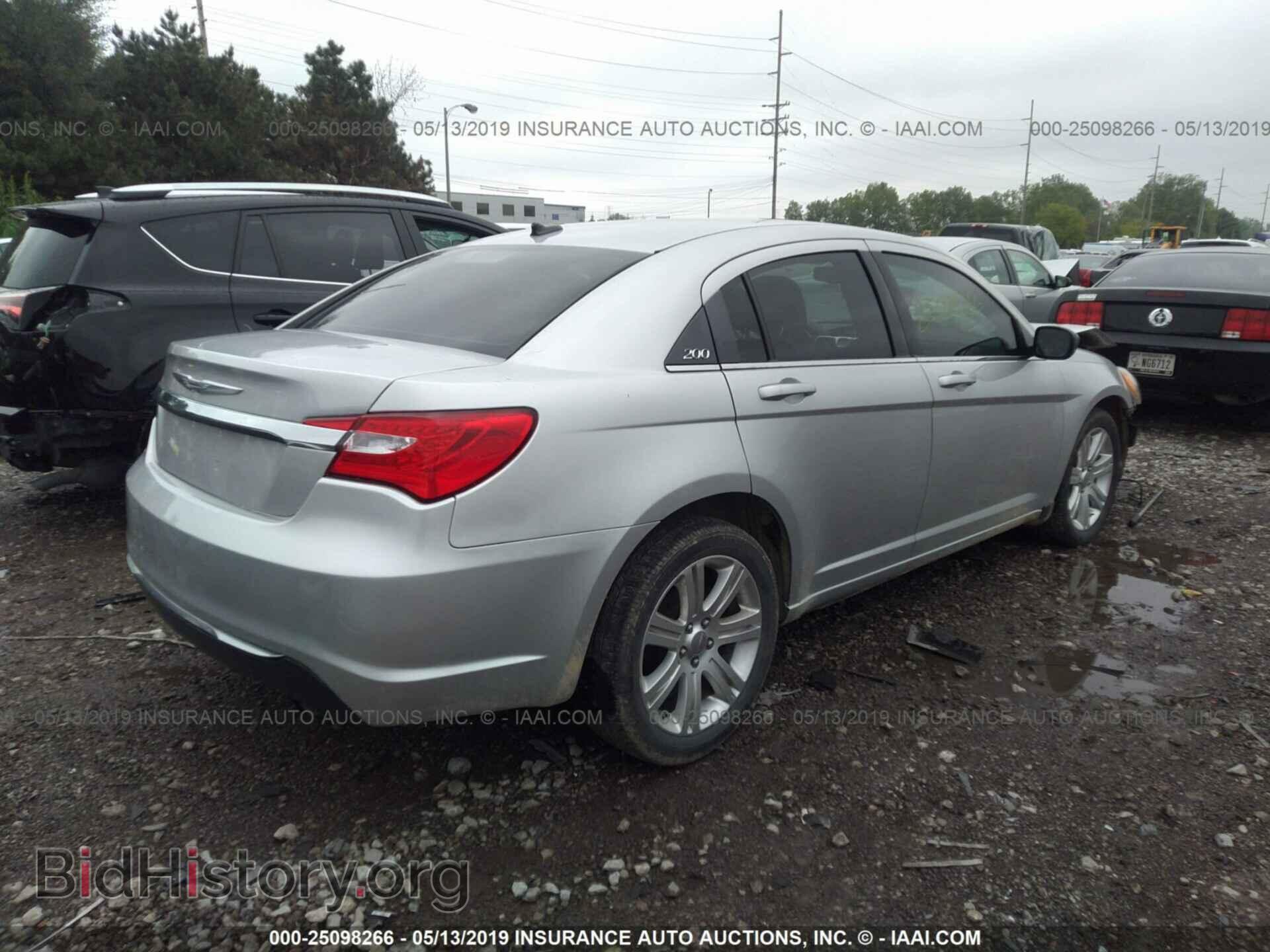 2012 CHRYSLER 200 - VIN: 1C3CCBBBXCN176760 - Фото 4