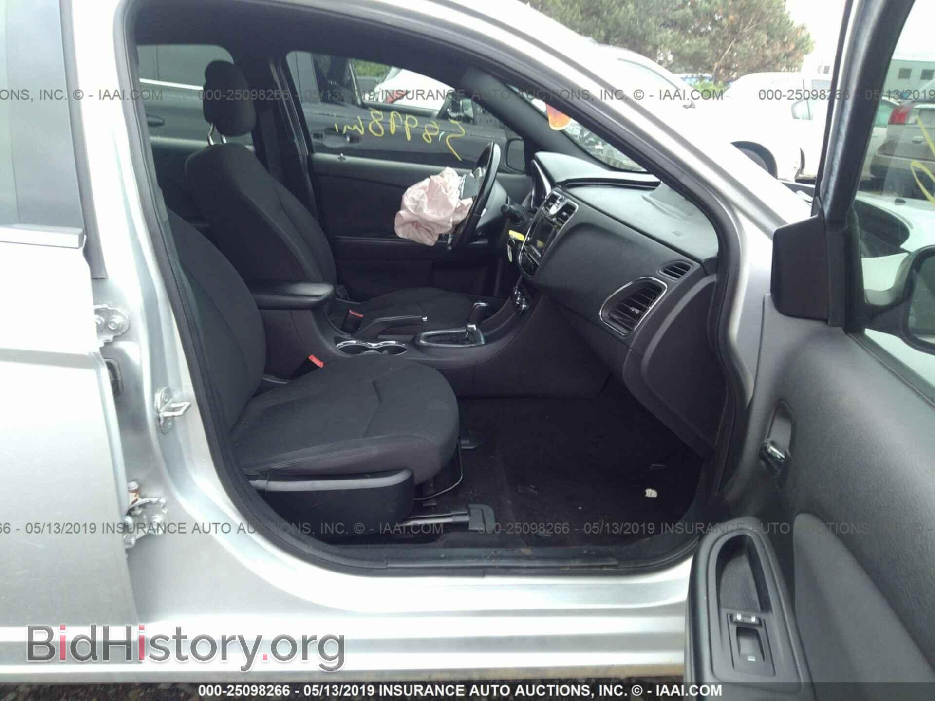 2012 CHRYSLER 200 - VIN: 1C3CCBBBXCN176760 - Фото 5