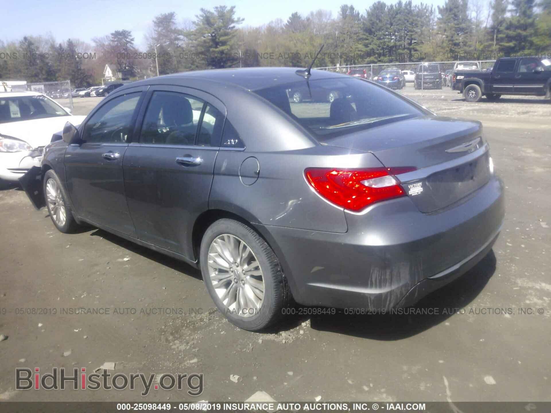 2011 CHRYSLER 200 - VIN: 1C3BC2FG5BN607621 - Фото 3