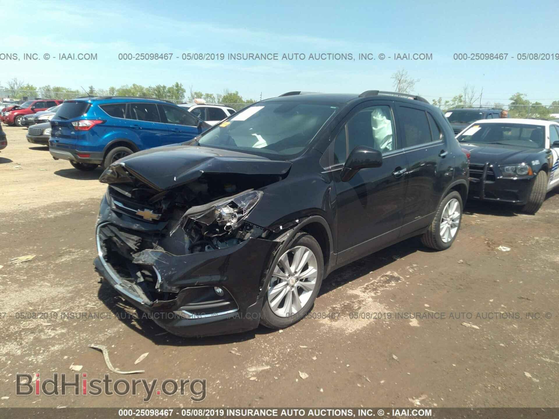 2017 CHEVROLET TRAX - VIN: 3GNCJMSB4HL242411 - Фото 2