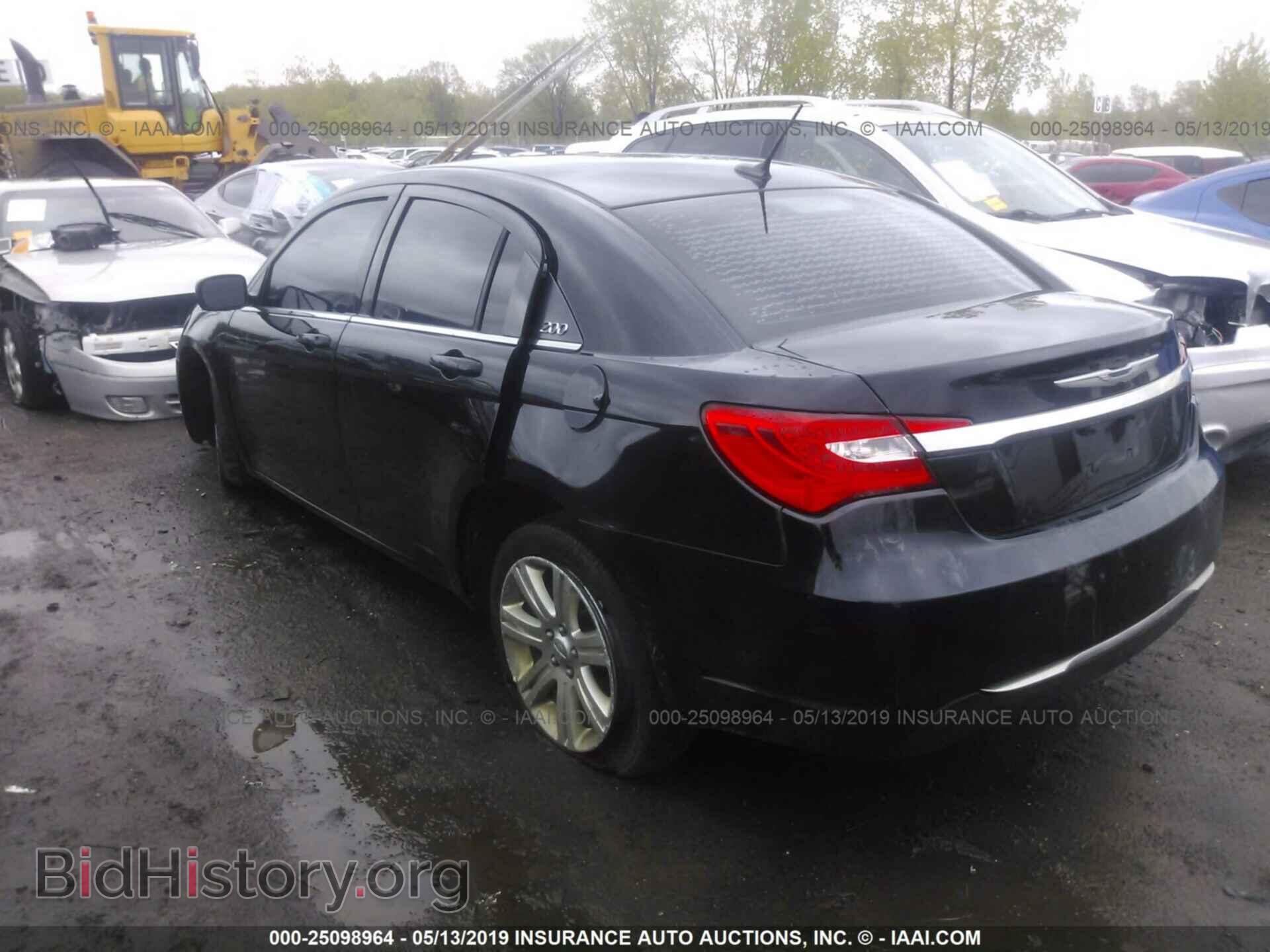 2012 CHRYSLER 200 - VIN: 1C3CCBBB3CN181394 - Фото 3