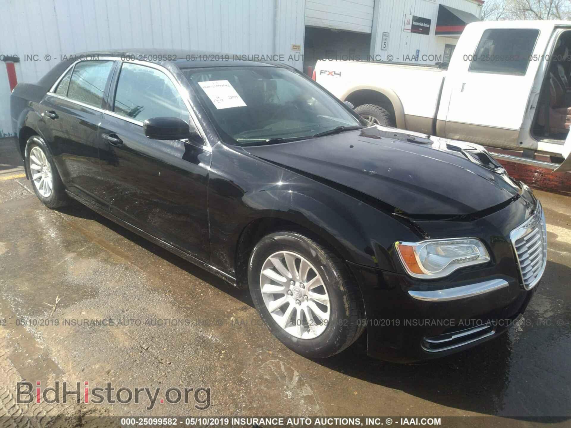 Фотография 2C3CCAAG1EH297230 - CHRYSLER 300 2014