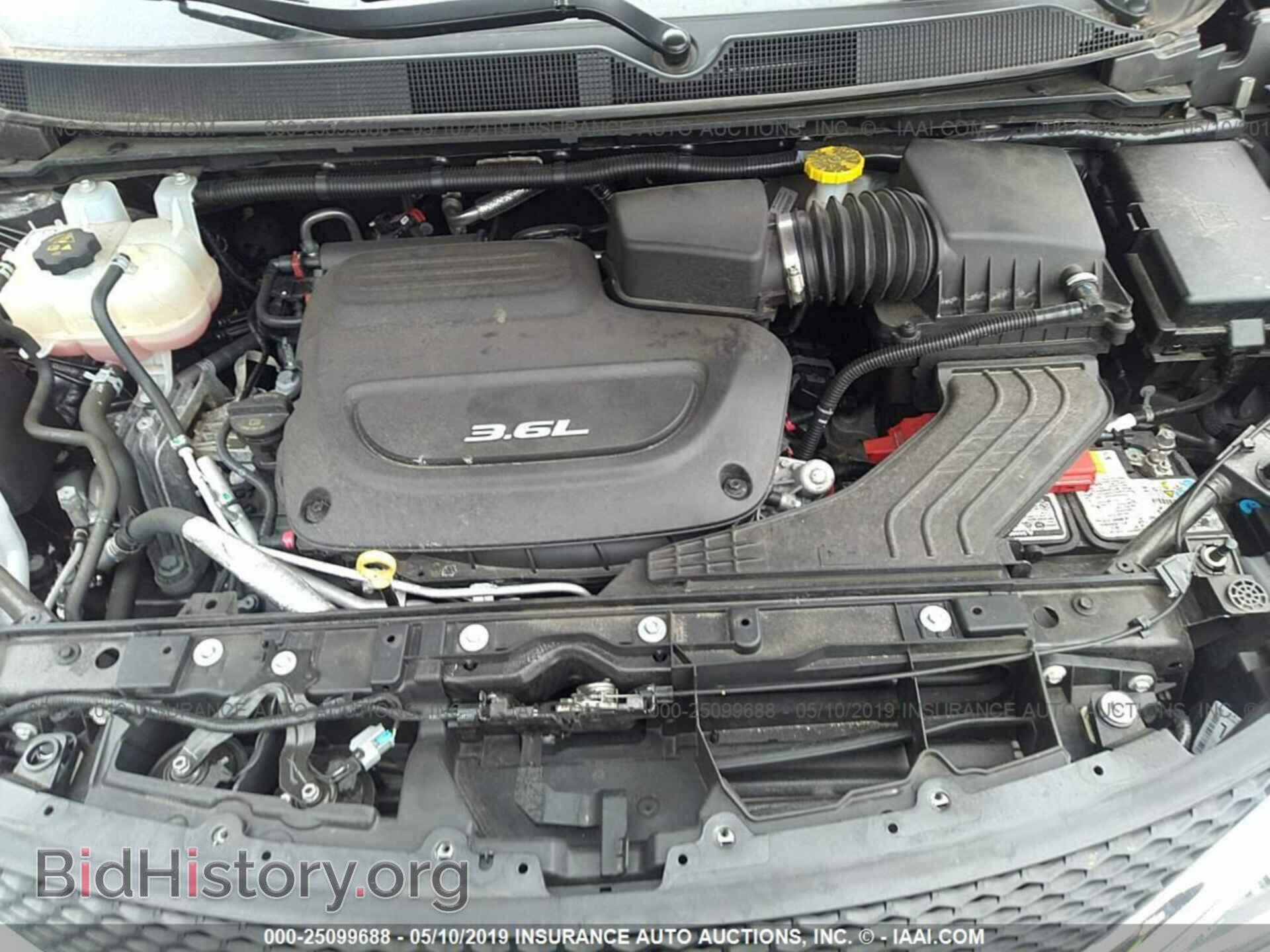 2018 CHRYSLER PACIFICA - VIN: 2C4RC1BG7JR353163 - Фото 10