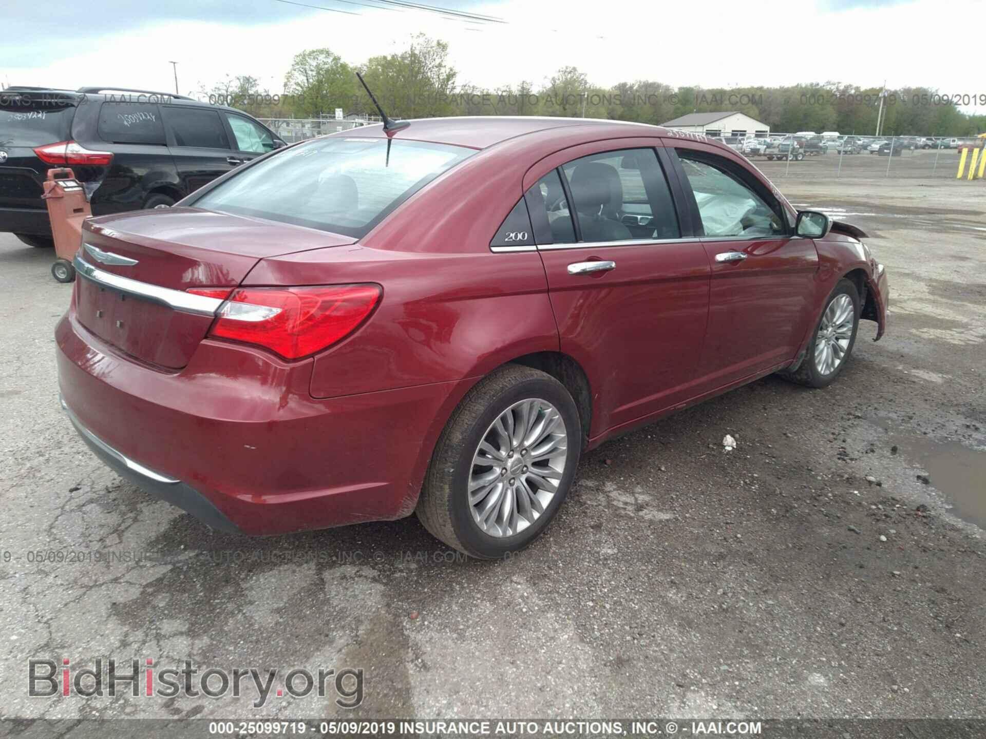 2013 CHRYSLER 200 - VIN: 1C3CCBCG1DN506989 - Photo 4