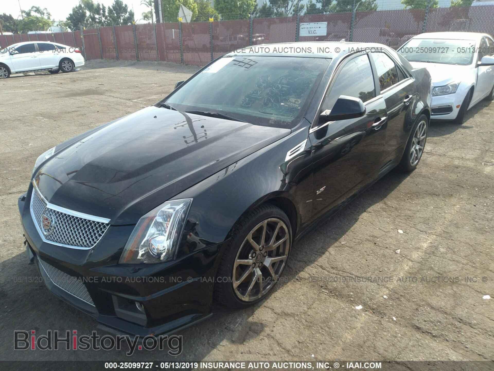 2009 CADILLAC CTS-V - VIN: 1G6DN57P890163997 - Фото 2