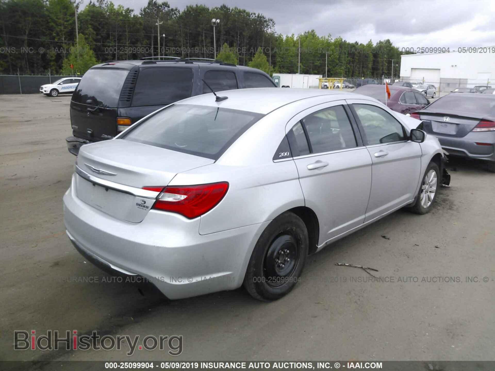 2011 CHRYSLER 200 - VIN: 1C3BC1FB3BN596570 - Фото 4