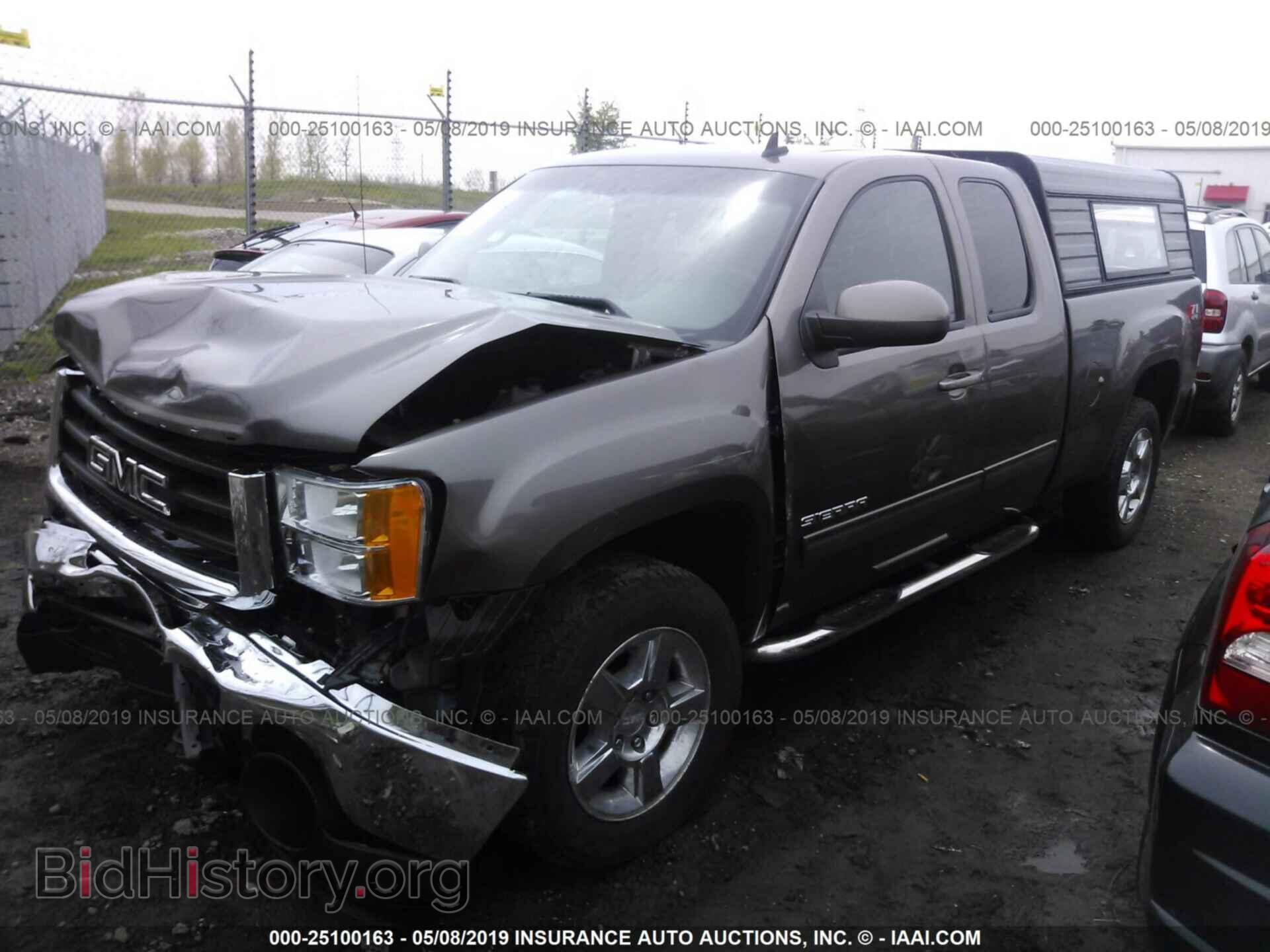 2012 GMC SIERRA - VIN: 1GTR2WE72CZ311813 - Фото 2