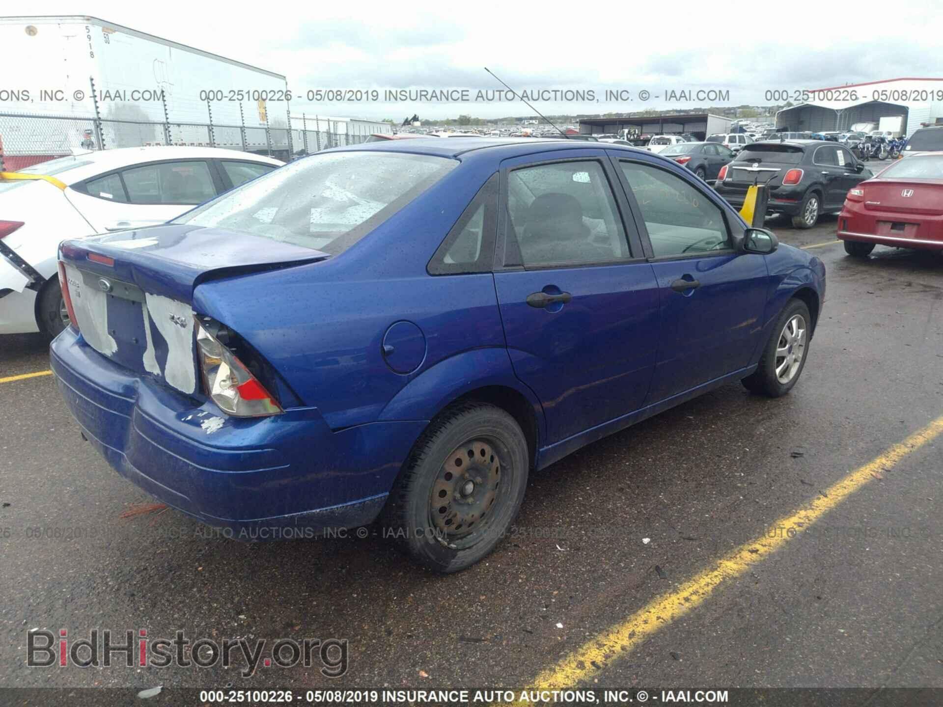 2005 FORD FOCUS - VIN: 1FAFP34N35W210325 - Фото 4