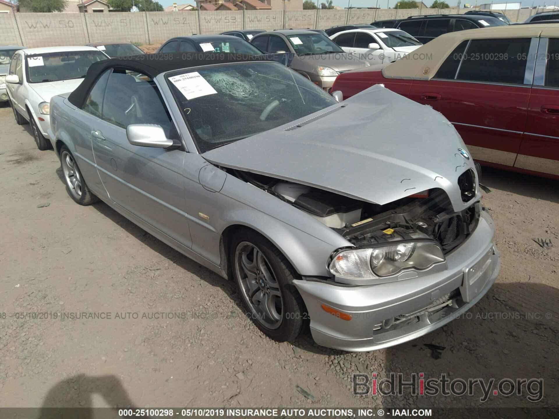 Photo WBABS53402JU89265 - BMW 330 2002