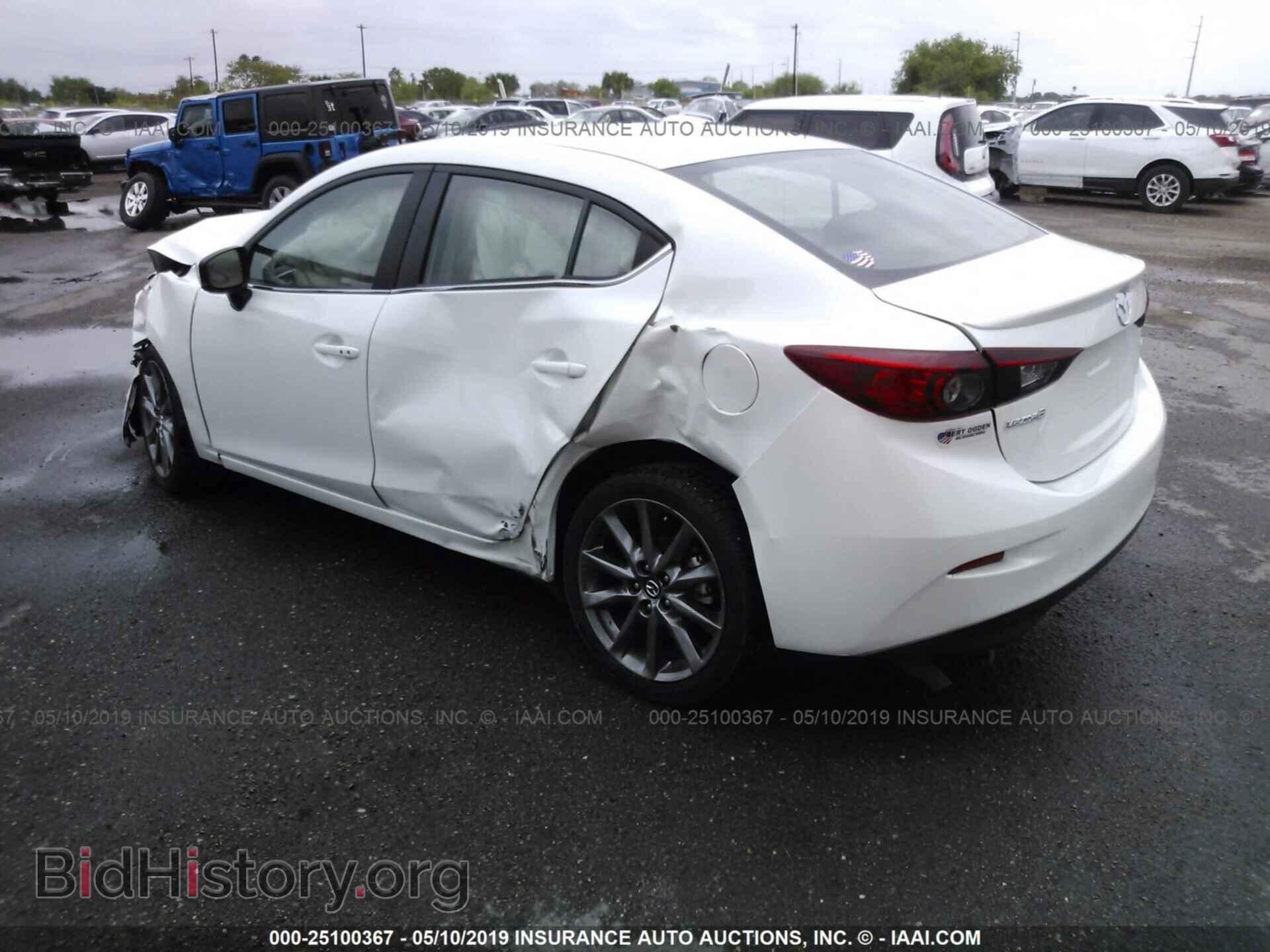 2018 MAZDA 3 - VIN: 3MZBN1V38JM229590 - Фото 3