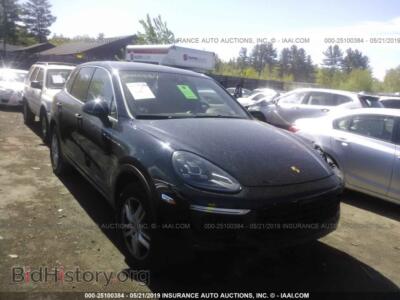 2016 Porsche CAYENNE, черный — VIN WP1AA2A22GLA03549, IAAI