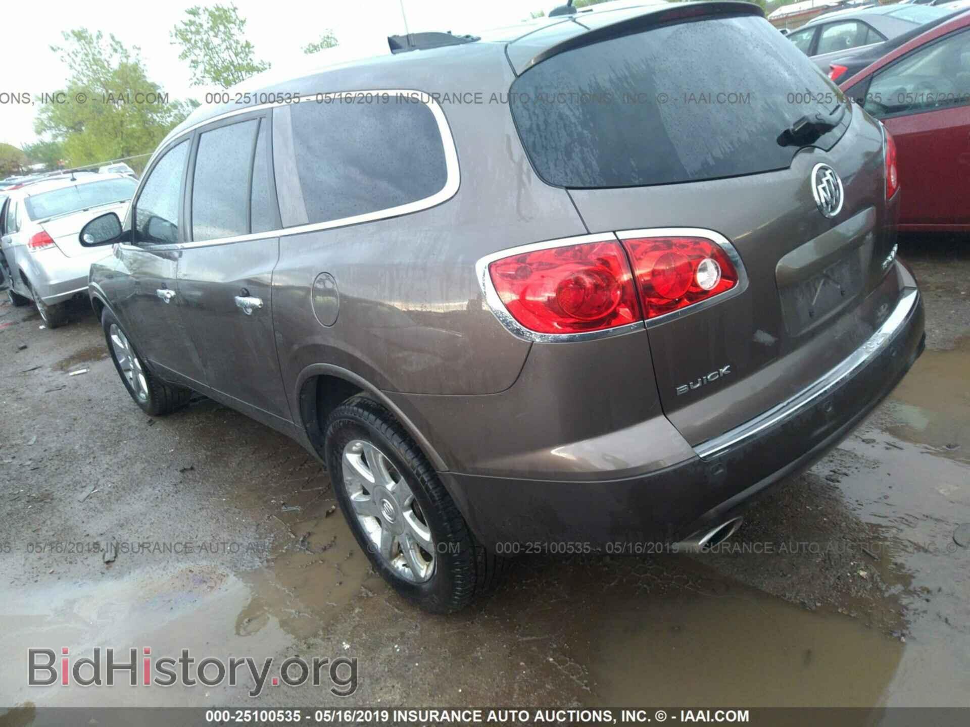 2008 BUICK ENCLAVE - VIN: 5GAEV23788J306091 - Фото 3