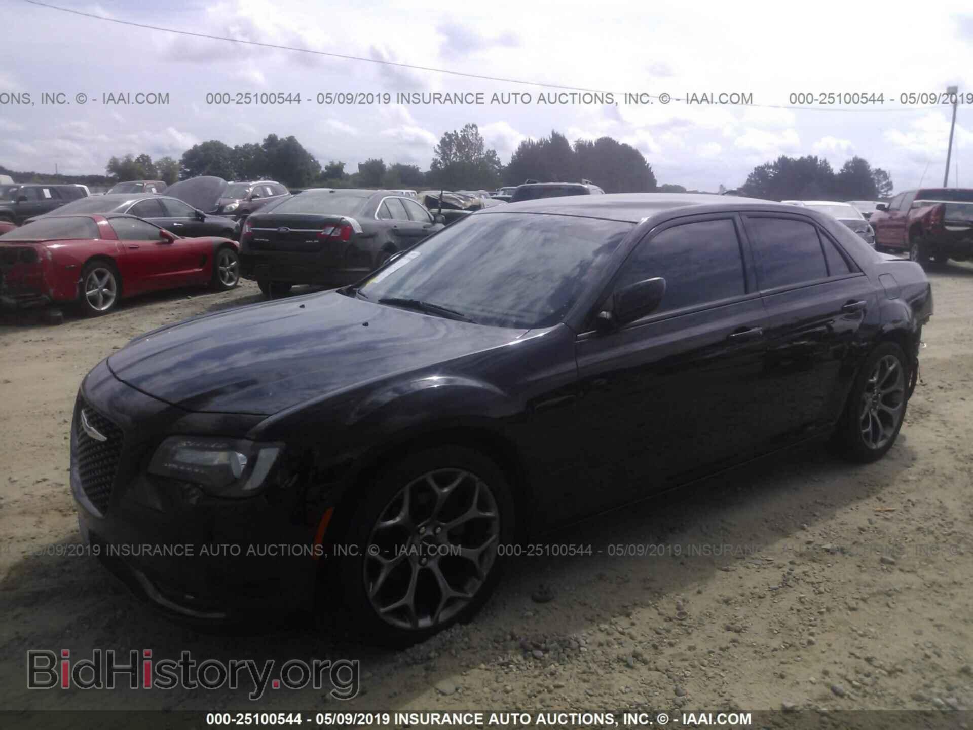 2015 CHRYSLER 300 - VIN: 2C3CCABG7FH830097 - Фото 2