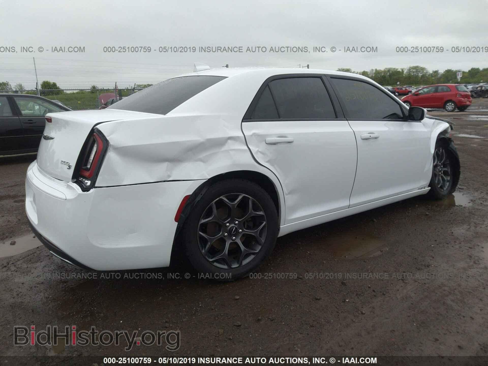 2018 CHRYSLER 300 - VIN: 2C3CCAGG7JH216698 - Photo 4
