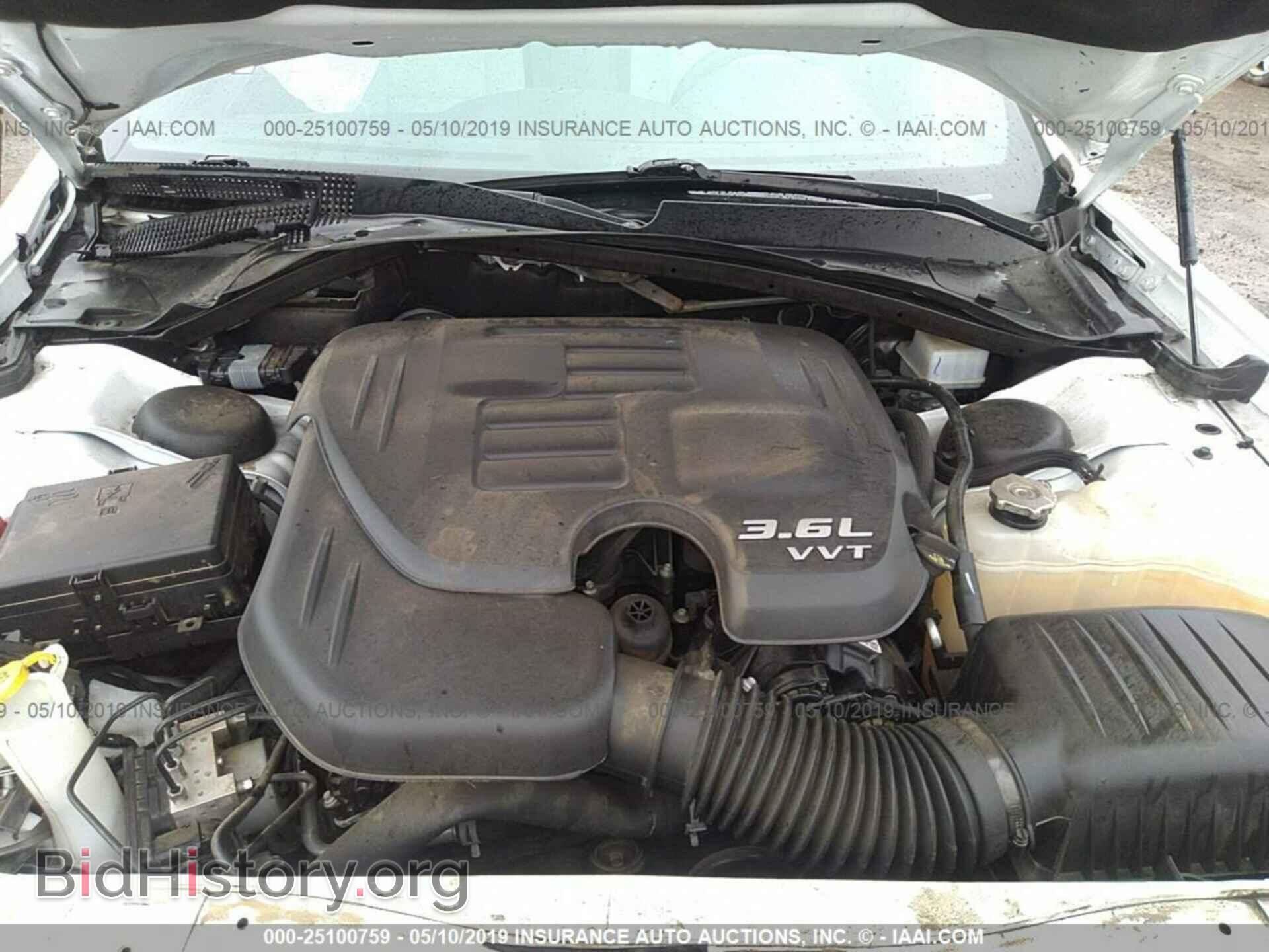 2018 CHRYSLER 300 - VIN: 2C3CCAGG7JH216698 - Photo 10