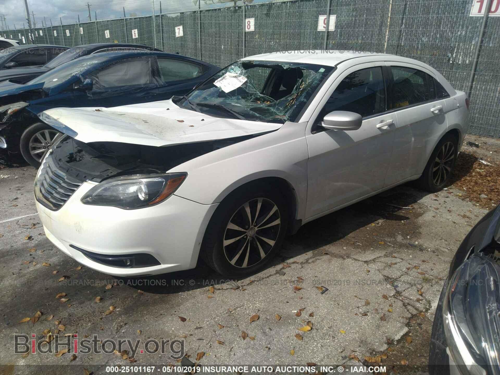 2013 CHRYSLER 200 - VIN: 1C3CCBBG3DN718181 - Photo 2